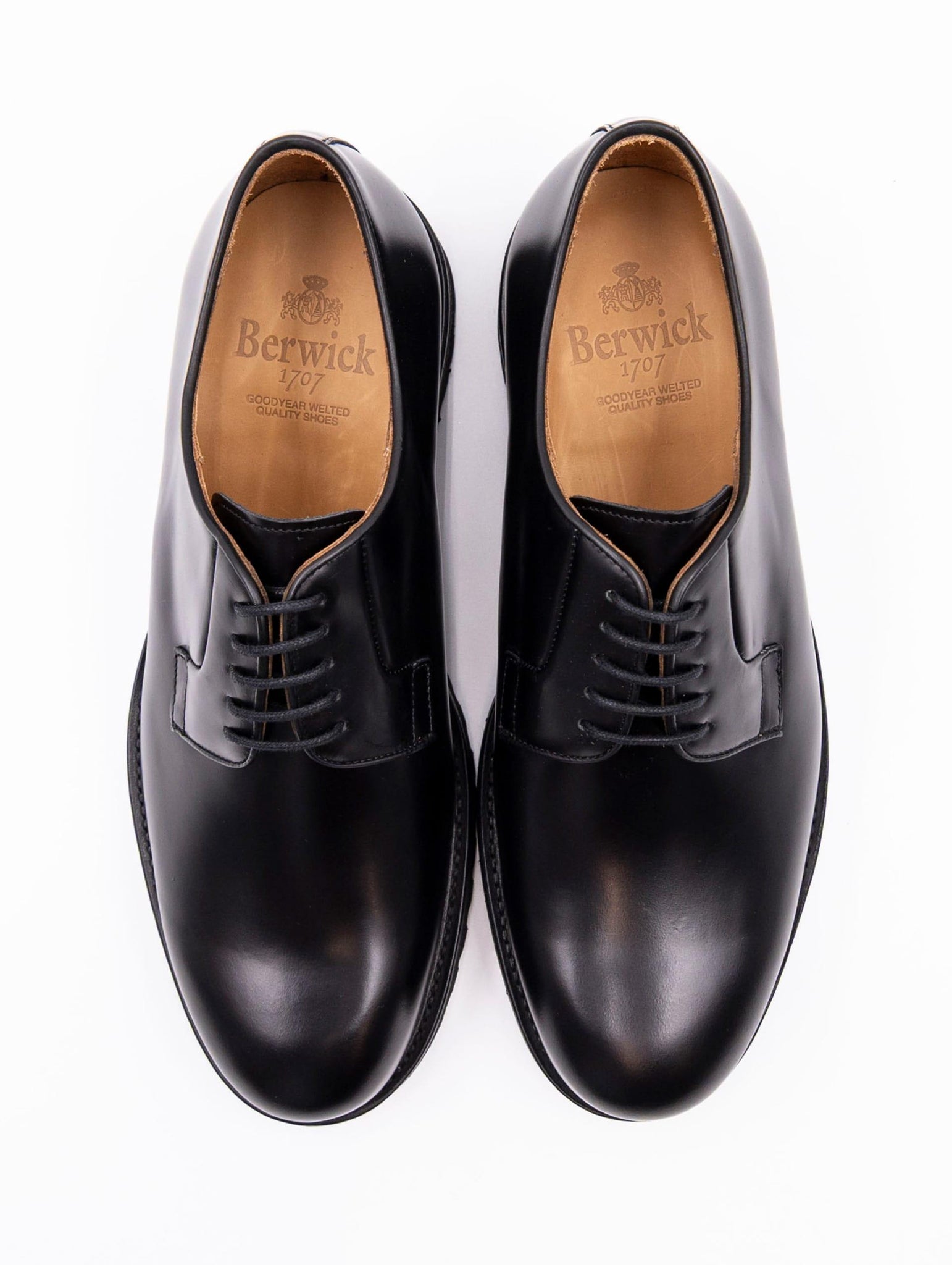 Derby Goodyear Berwick 1707 Fondo Gomma in Pelle Nero 5635HO768ROISNEGRO Berwick 1707