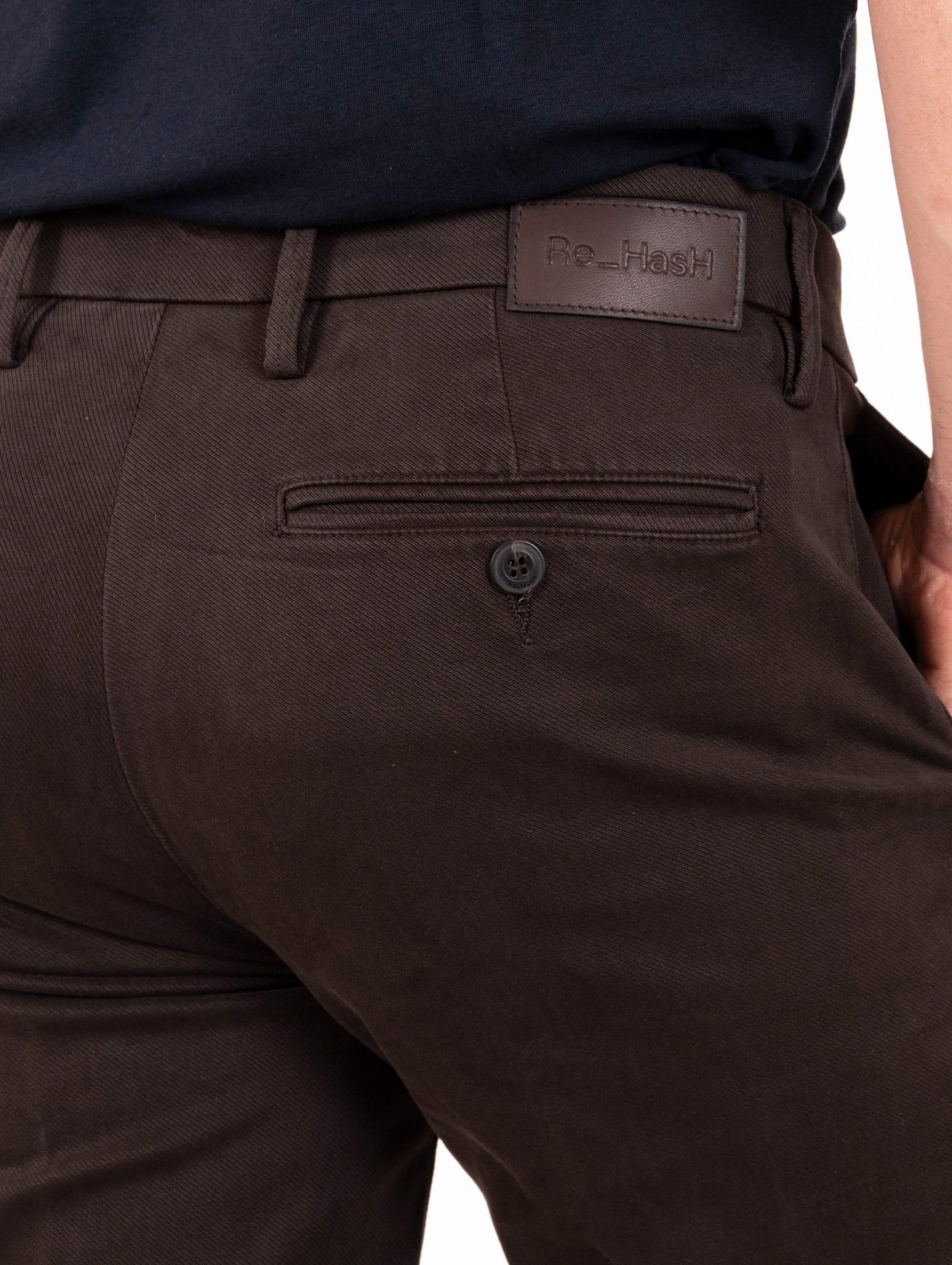 Pantalone Re-Hash in Cotone e Tencel Testa di Moro P2492417JM4900 Re-Hash