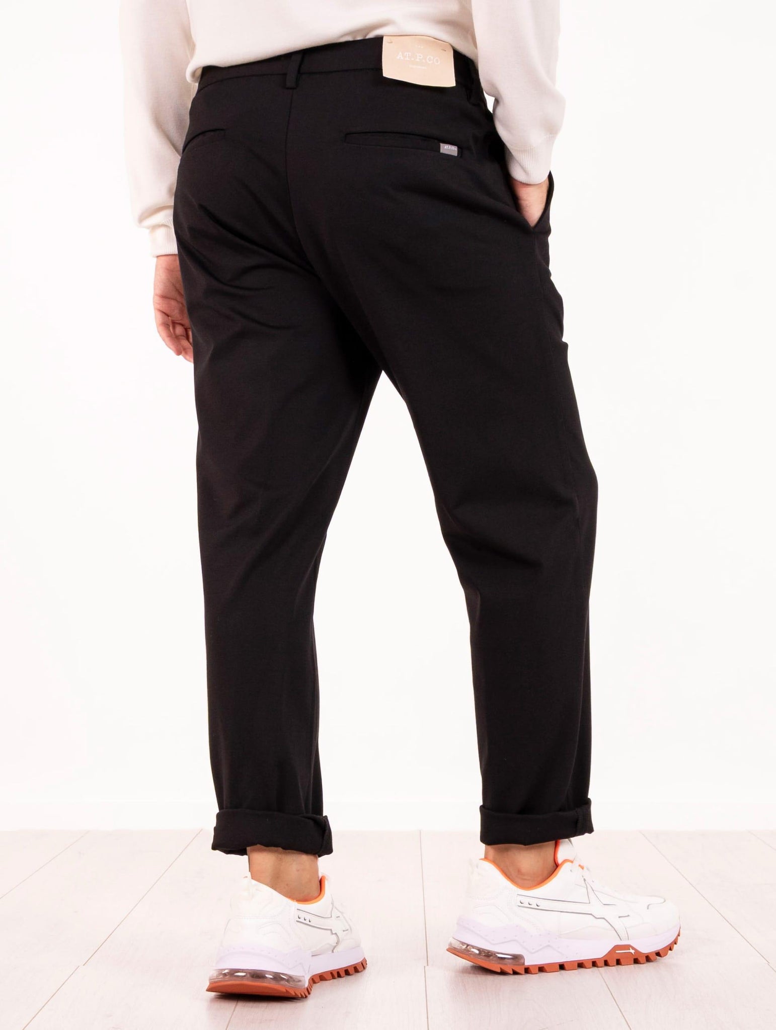 Pantalone Berlino AT.P.CO. in Rayon Nero BERLINO563JR055999 AT.P.CO