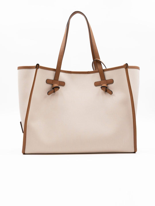 Marcella Gianni Chiarini in Canvas Panna