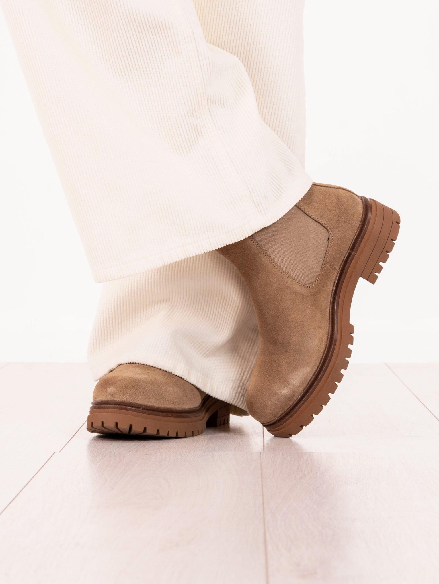 Beatles Indira Emanuelle Vee in Suede Beige 452M-808-13-ZQBEIGE Emanuelle Vee