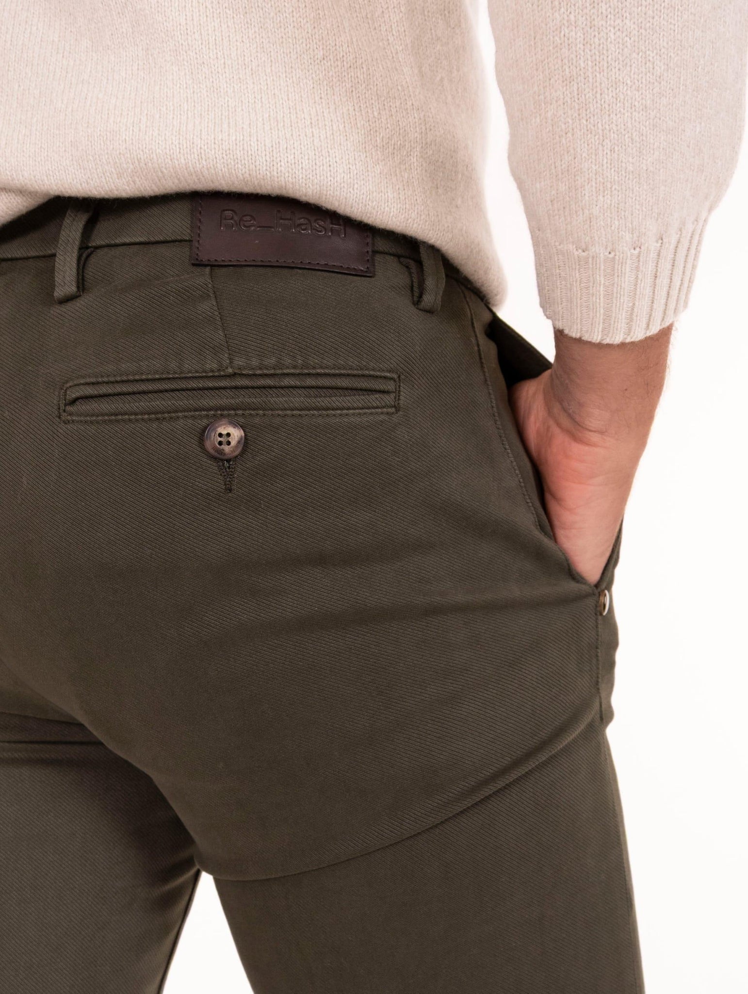 Pantalone Re-Hash in Cotone e Tencel Oliva P2492417JM1320 Re-Hash