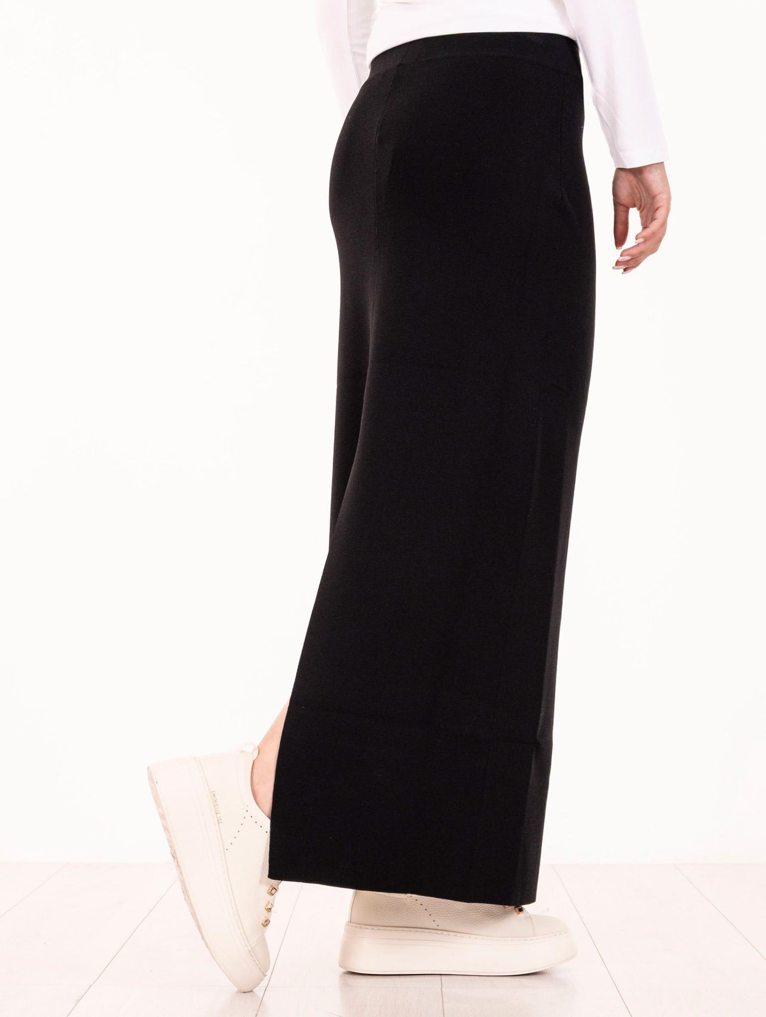 Gonna Tricot Alpha Studio in Viscosa Nera AD-4352M2002 Alpha Studio