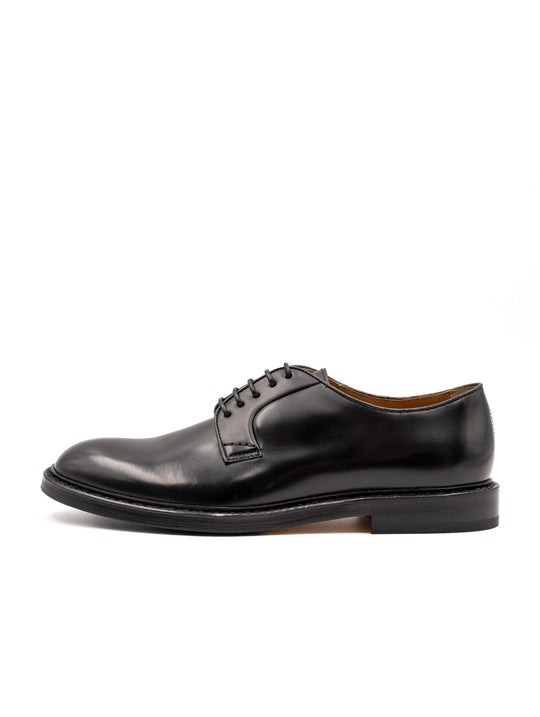 Derby Doucal's in Pelle Nera