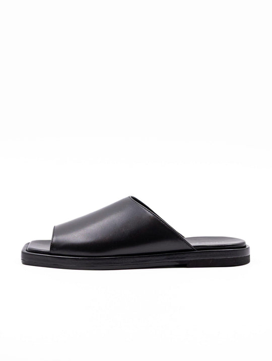 Mules Flat Liviana Conti in Nappa Nero