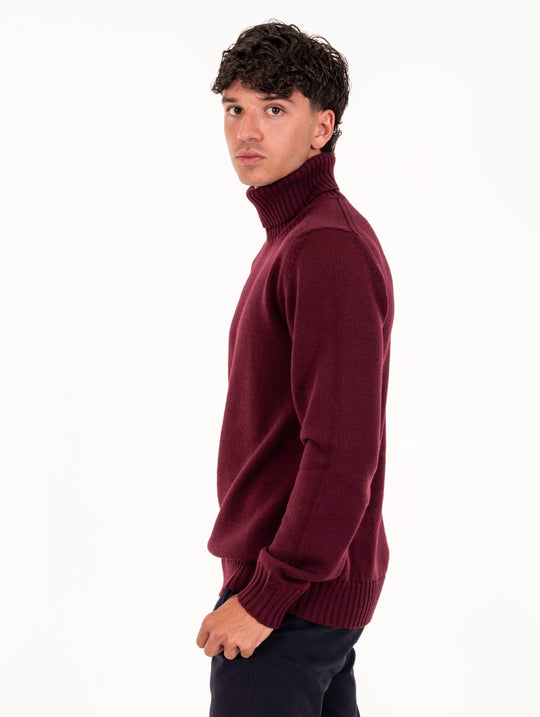 Dolcevita Alpha Studio in Merino Wool Cherry