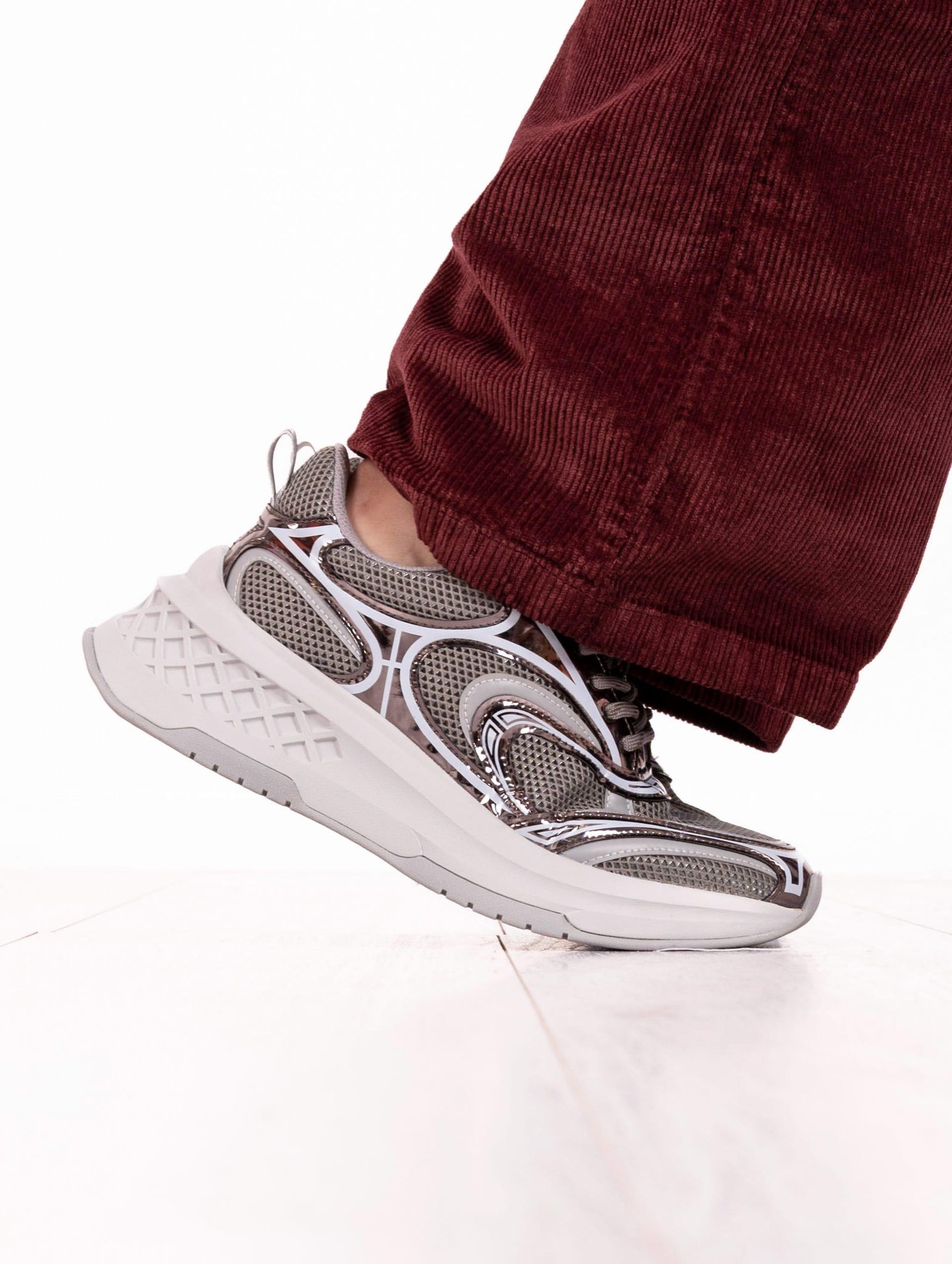 Sneakers Emanuelle Vee Peltro e Grigio 452P-504-10-T16PEWTERDKGREY Emanuelle Vee