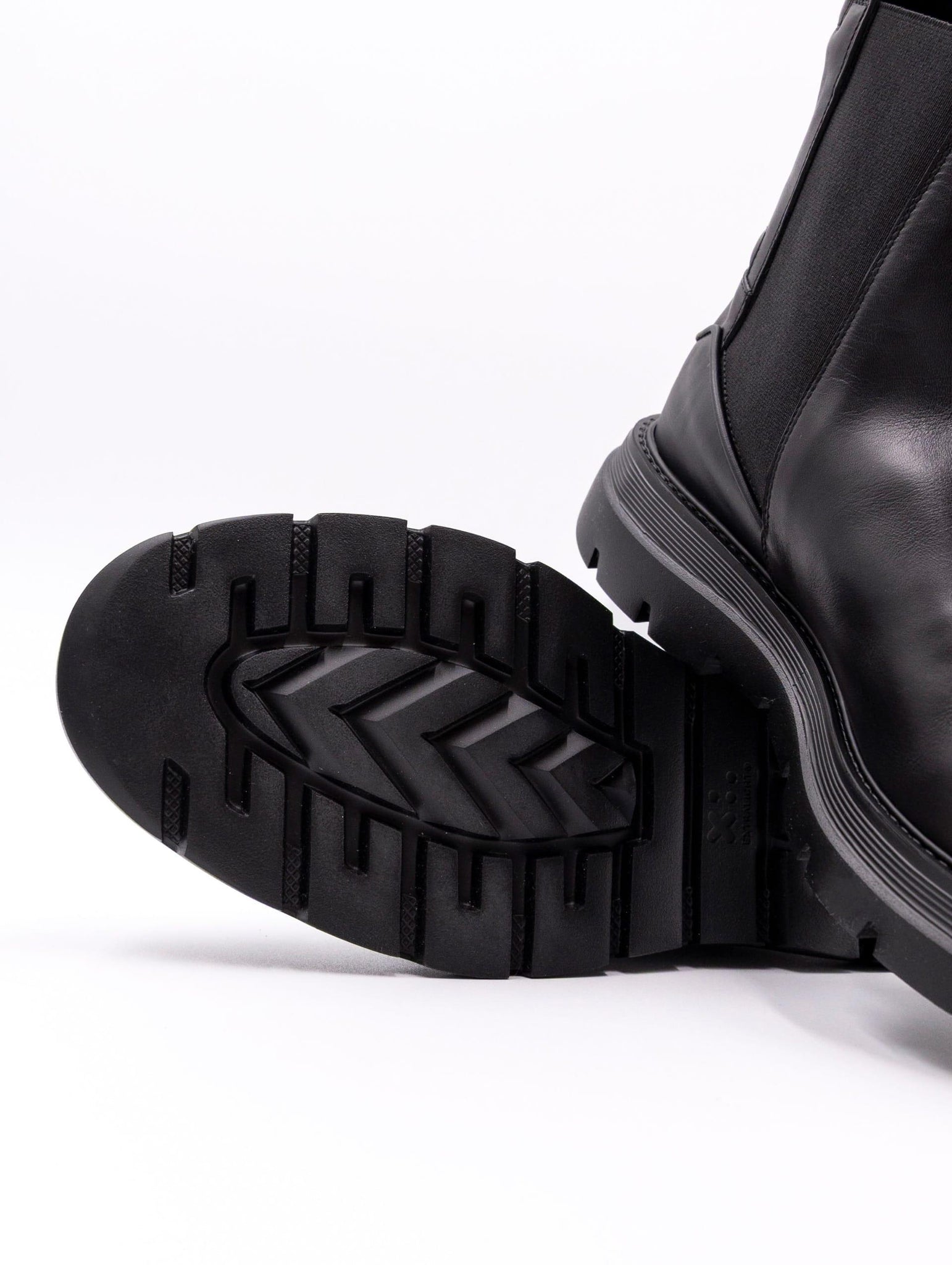 Stivaletto Chelsea Fabi in Pelle Nera FU1233PELLE Fabi