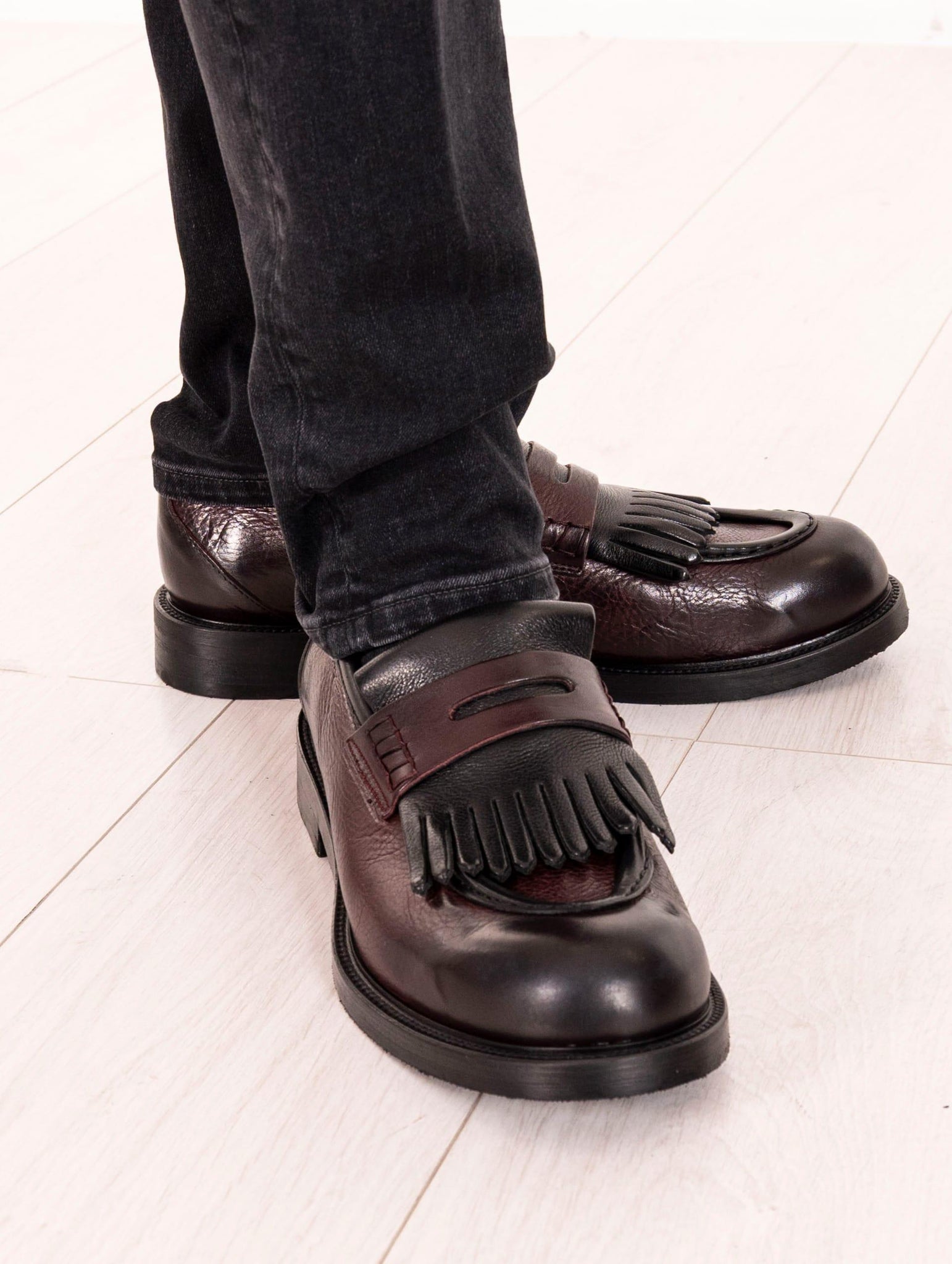 Mocassino Four Stroke con Nappa in Pelle Barolo e Nero 60726/29 Four Stroke