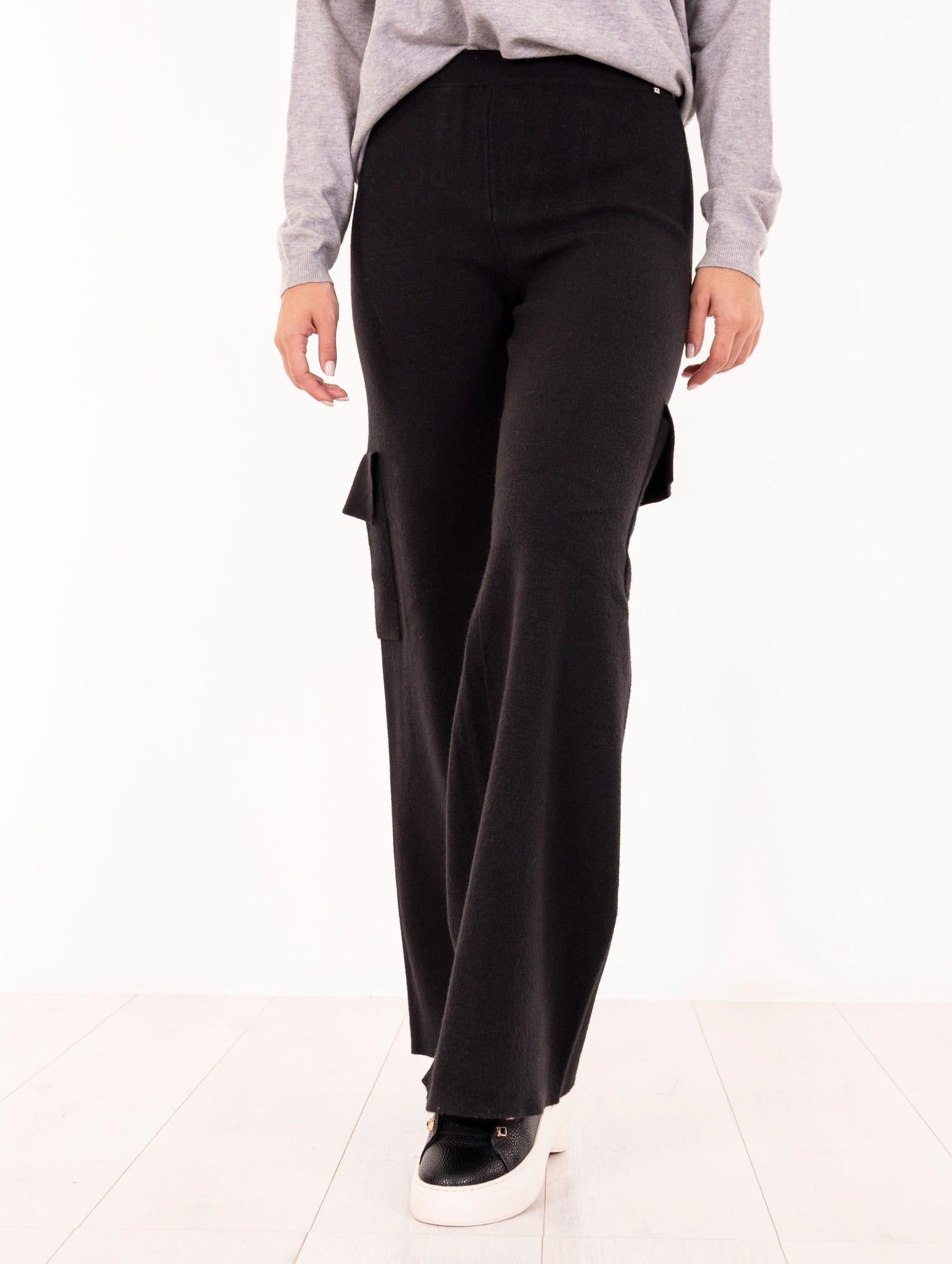 Pantalone Cargo White Wise in Viscosa Nero WW200221 White Wise