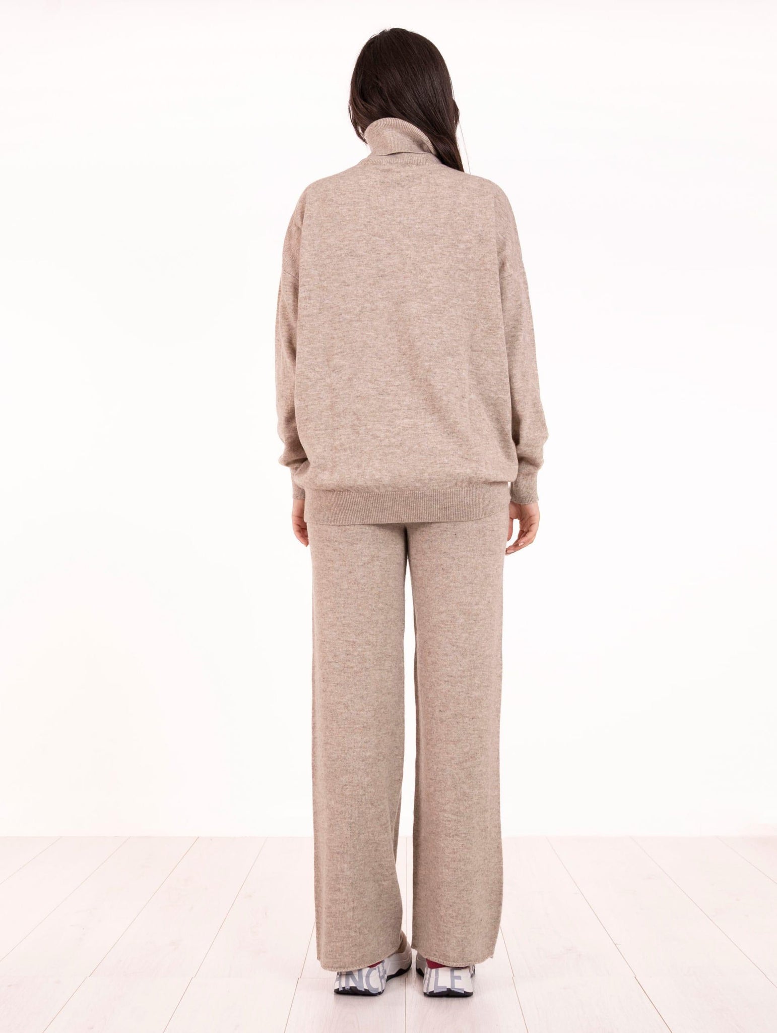 Completo White Wise Maxi Dolcevita e Pantalone in Cachemire Tortora WW20144_C578 White Wise