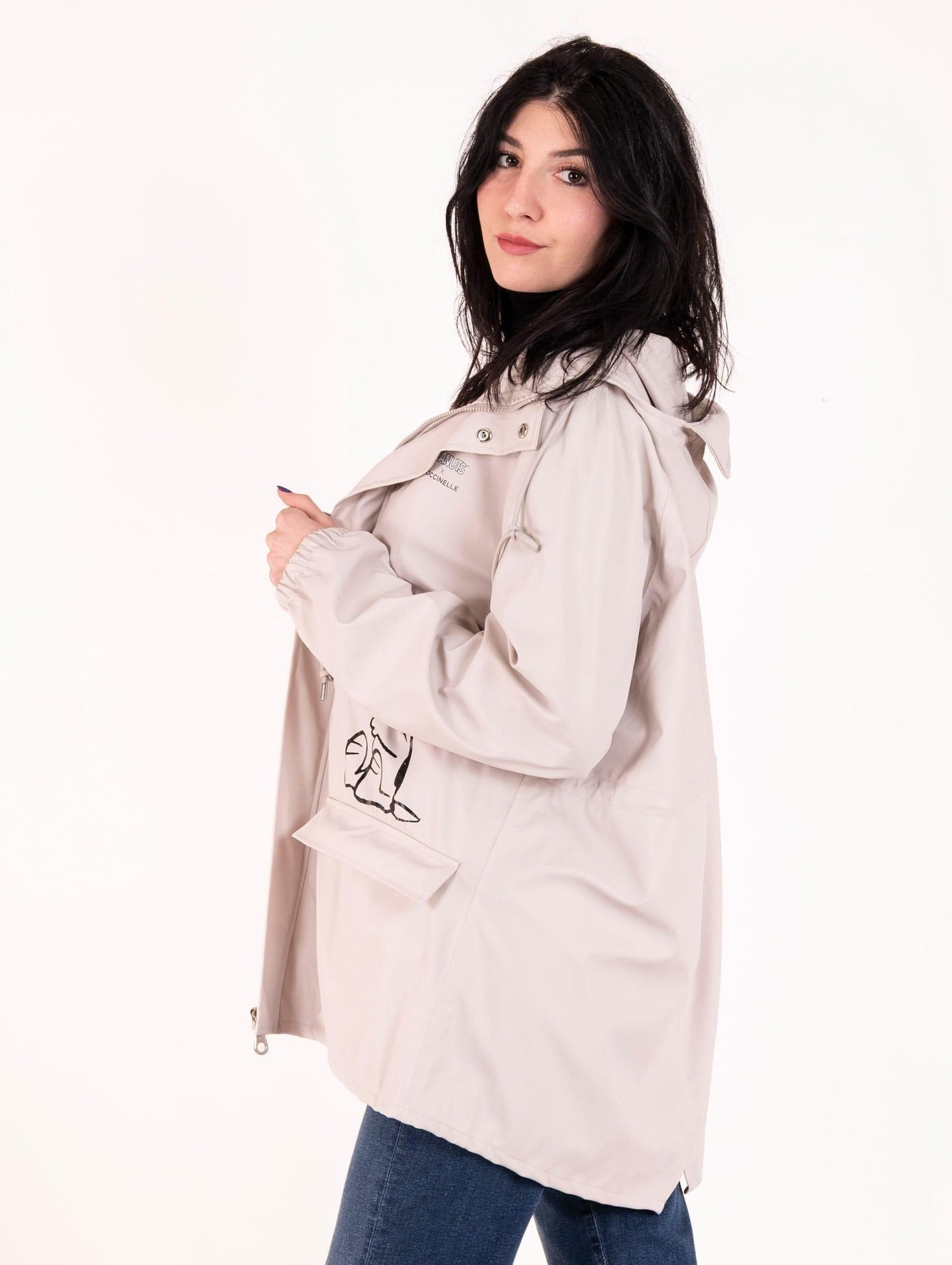 Impermeabile Peanuts x Coccinelle Neve