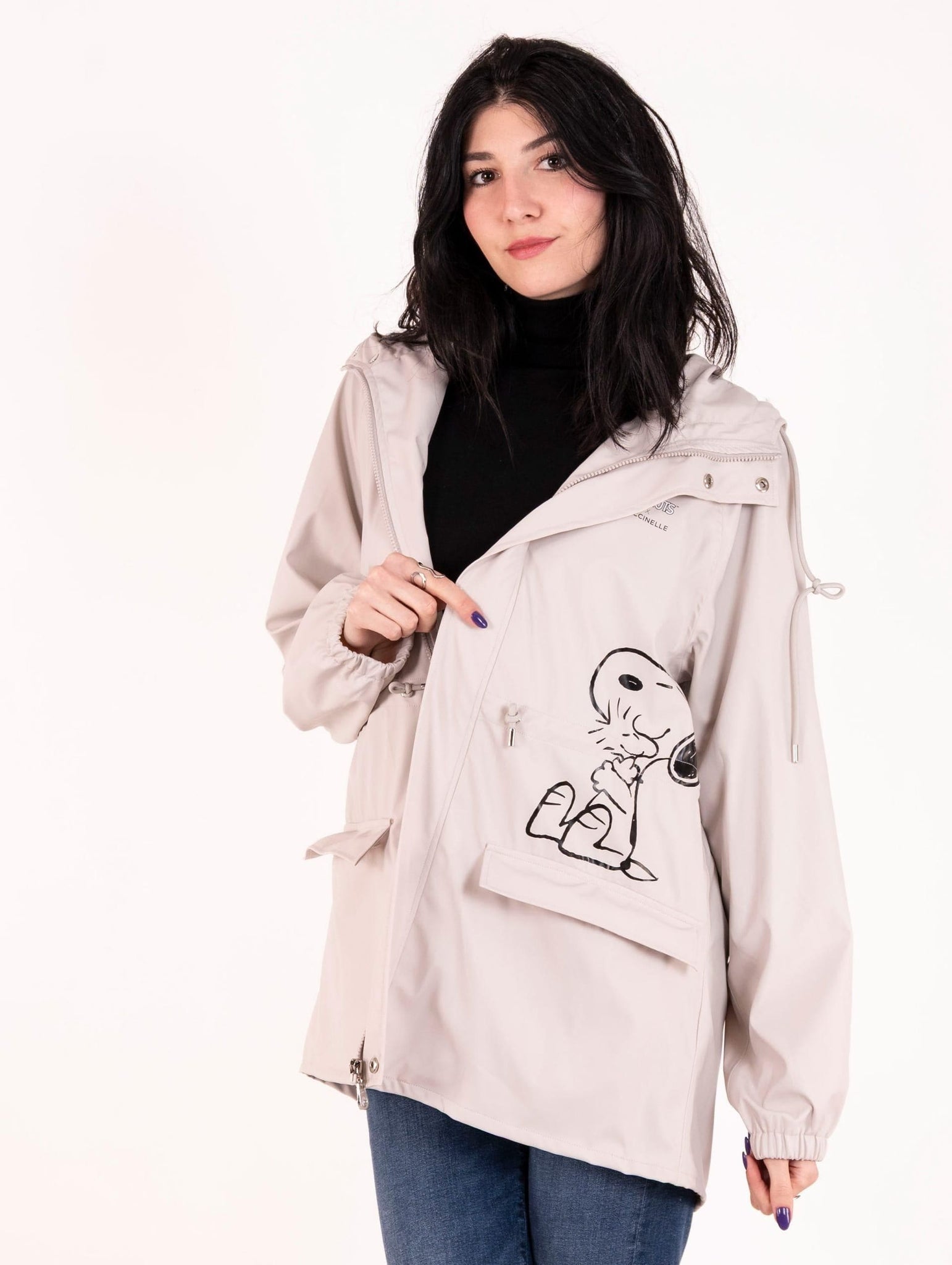 Impermeabile Peanuts x Coccinelle Neve