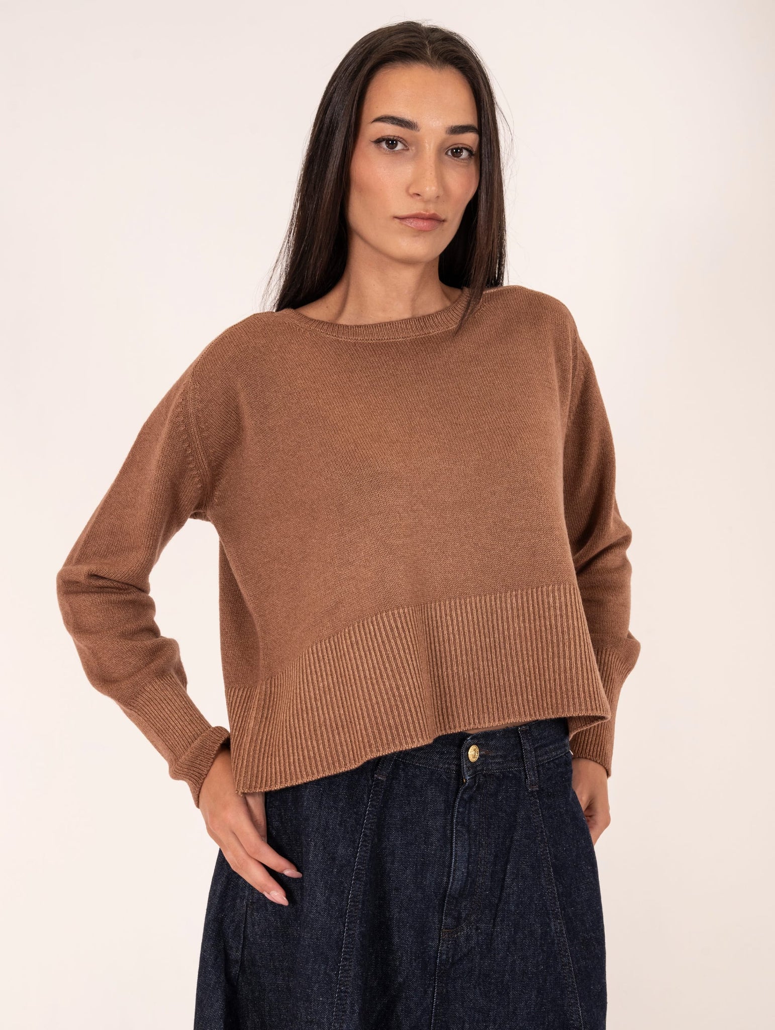 Maglia Boxy Base in Lana e Cashmere Biscotto