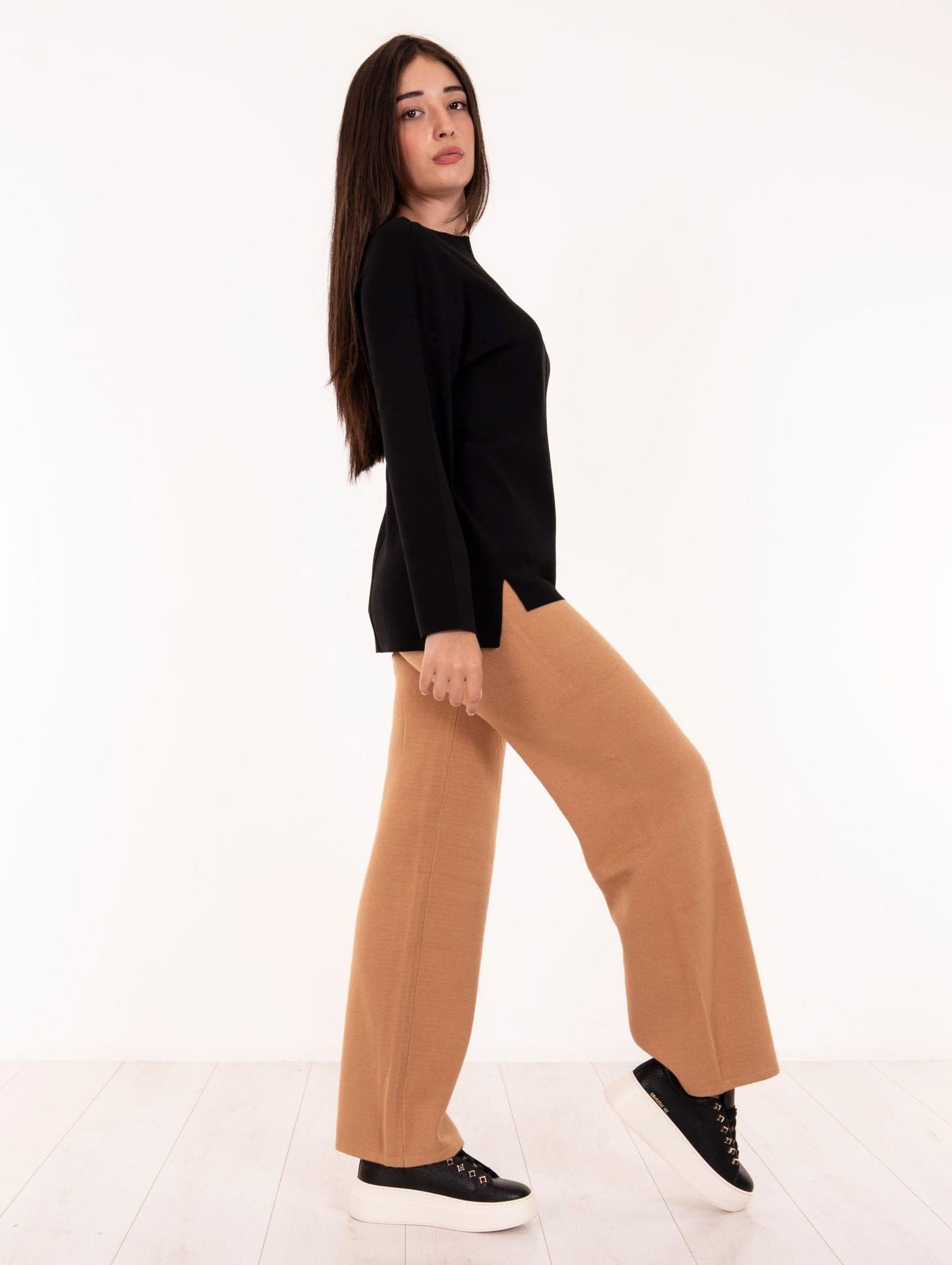 Maglia Scollo Barca Alpha Studio in Viscosa Nero