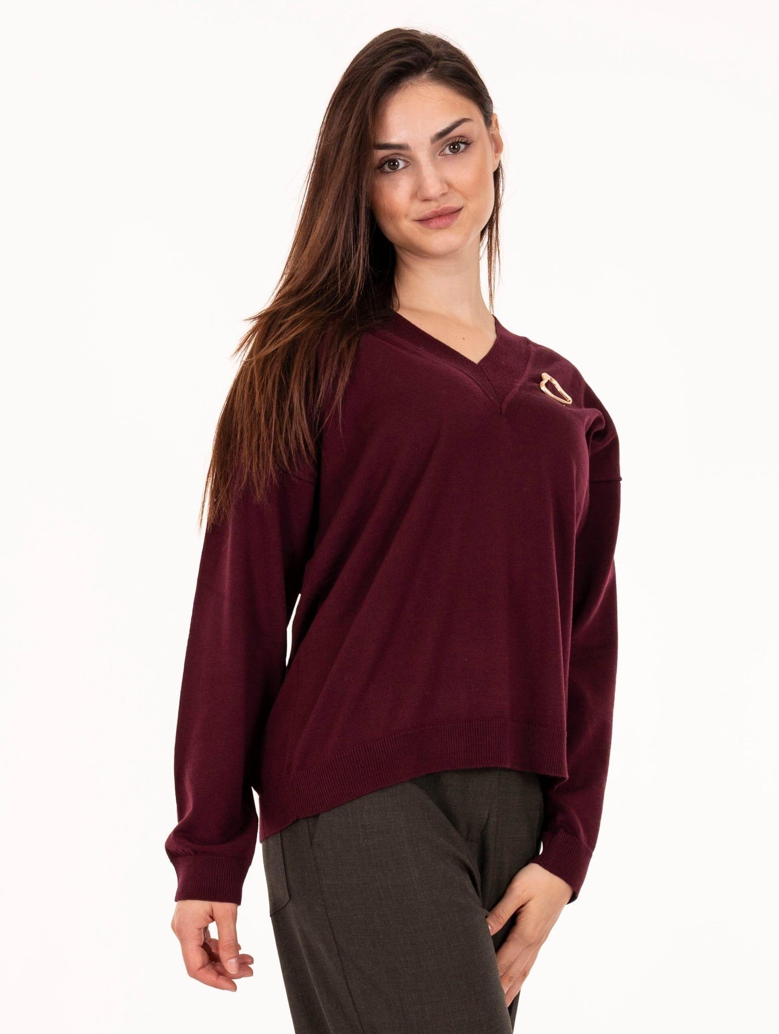 Maglia V Alpha Studio in Pura Lana Bordeaux