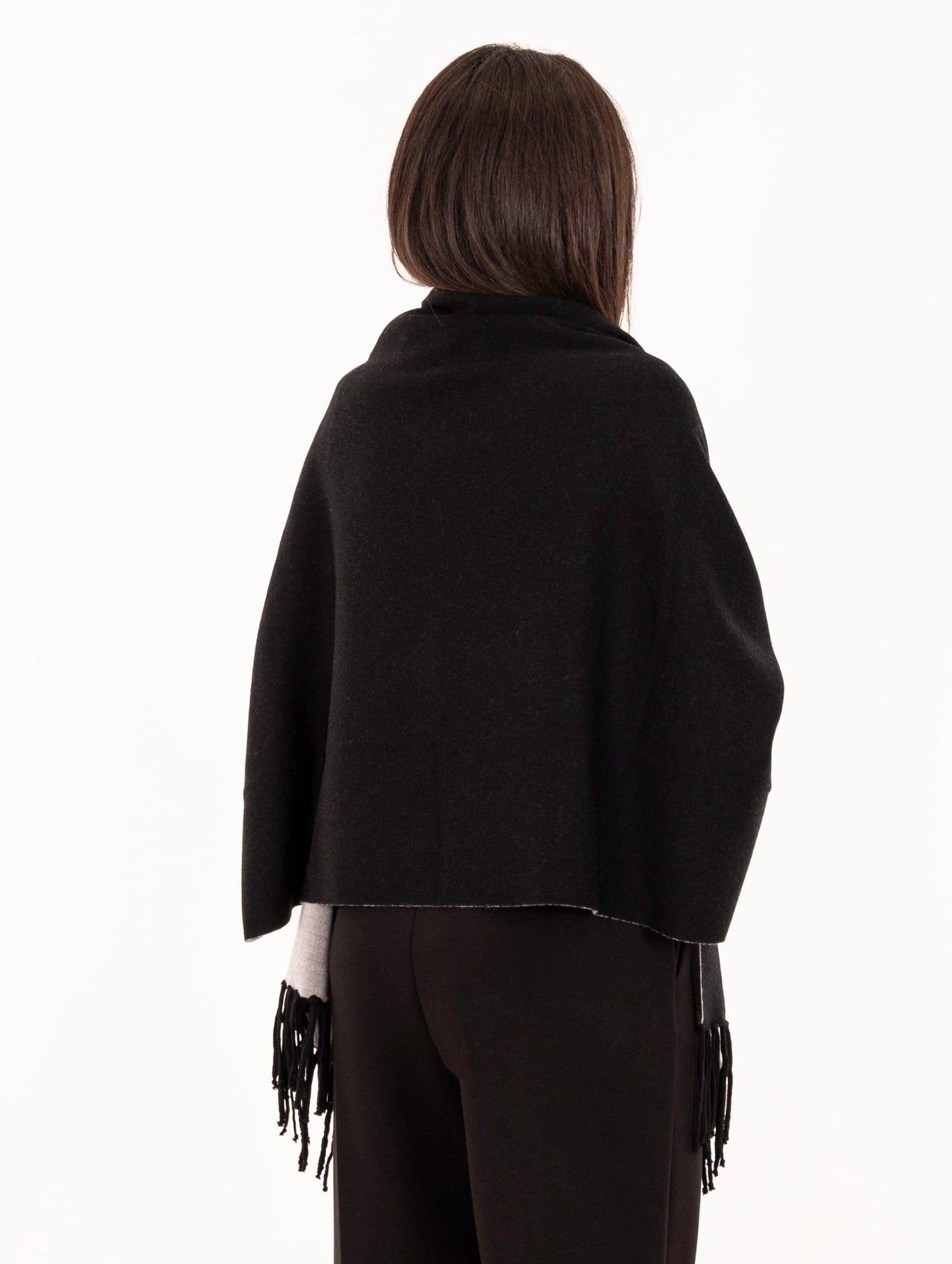Mantella Alpha Studio con Frange in Pura Lana Nero