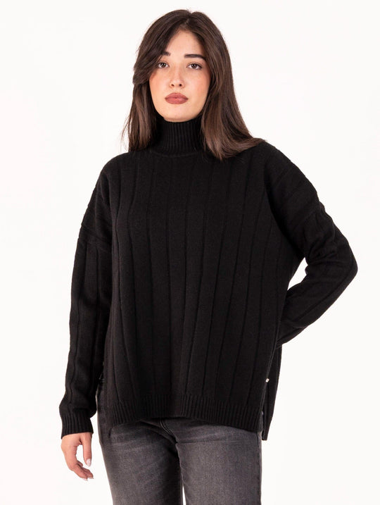 Maxi Pull White Wise in Misto Cachemire Costa Piatta Nero