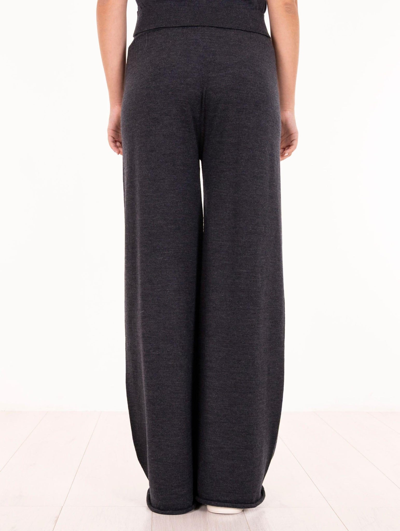 Pantalone Alpha Studio in Pura Lana Antracite