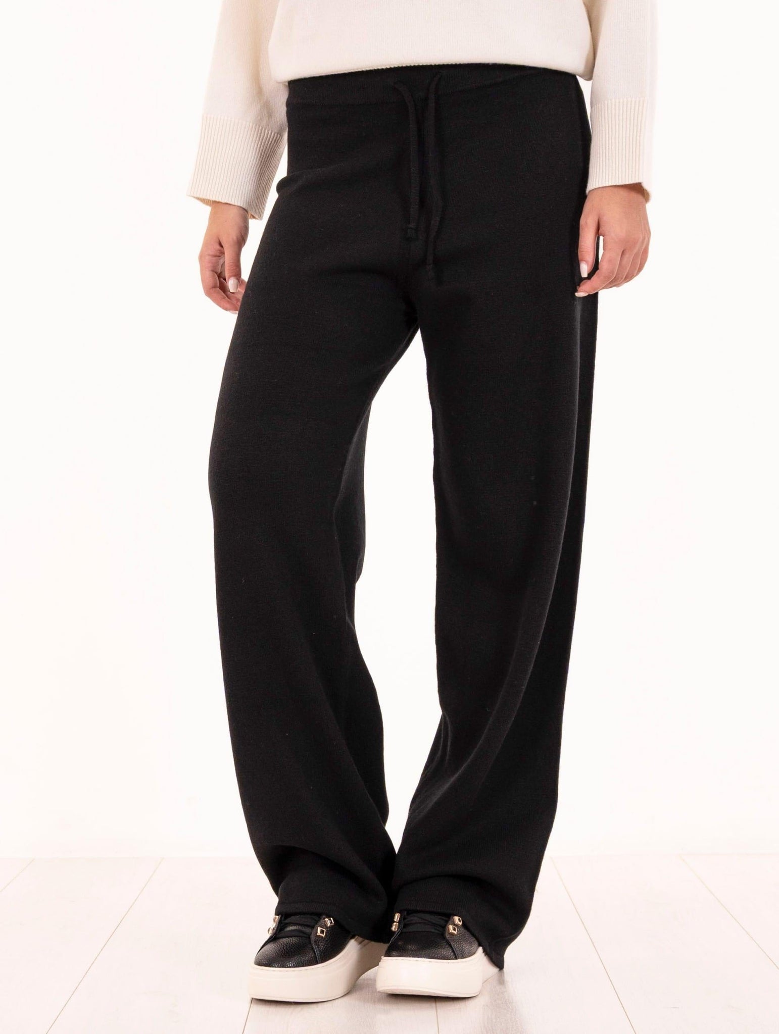 Pantalone Alpha Studio in Pura Lana Geelong Nero