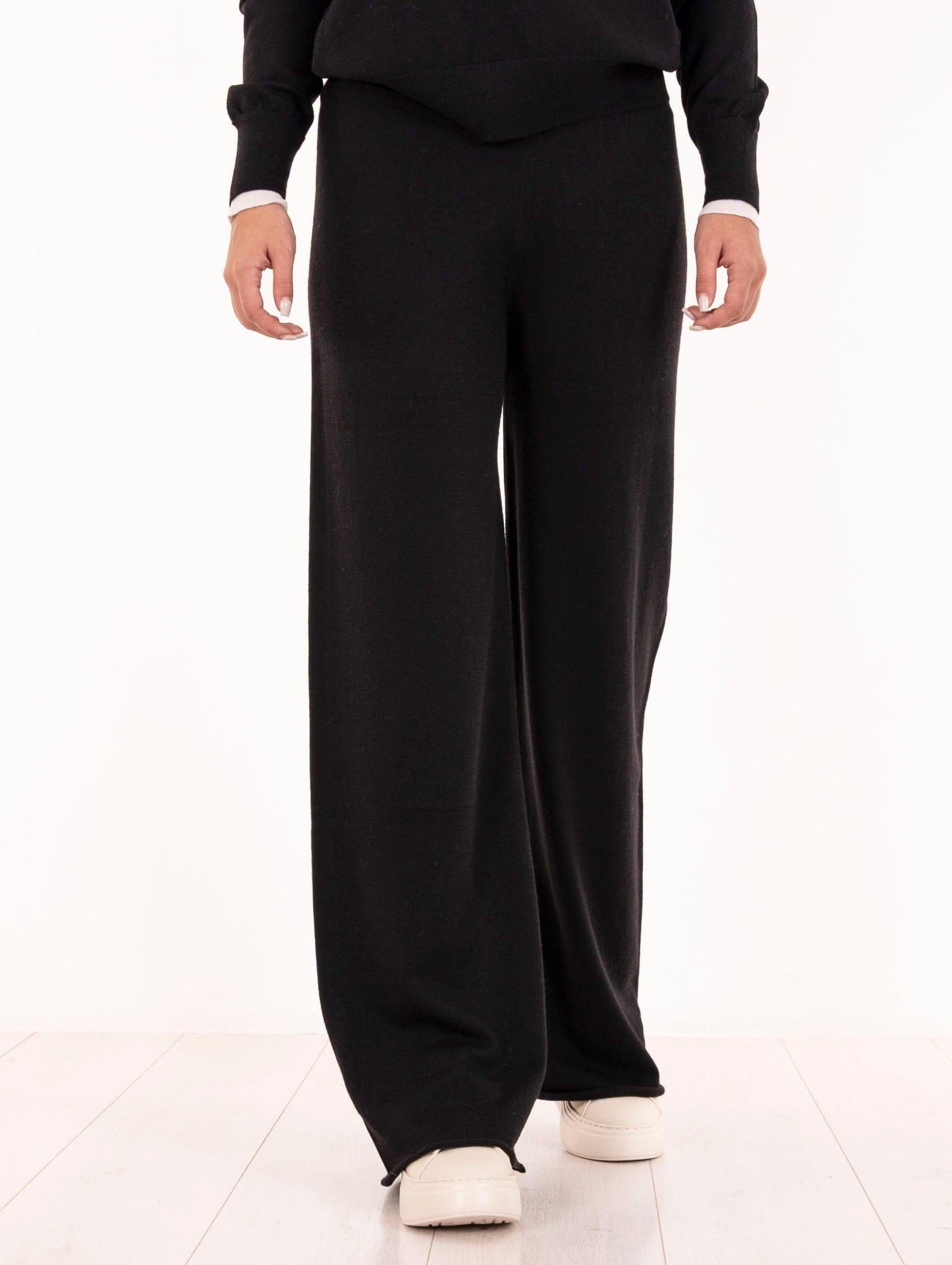 Pantalone Alpha Studio in Pura Lana Nero