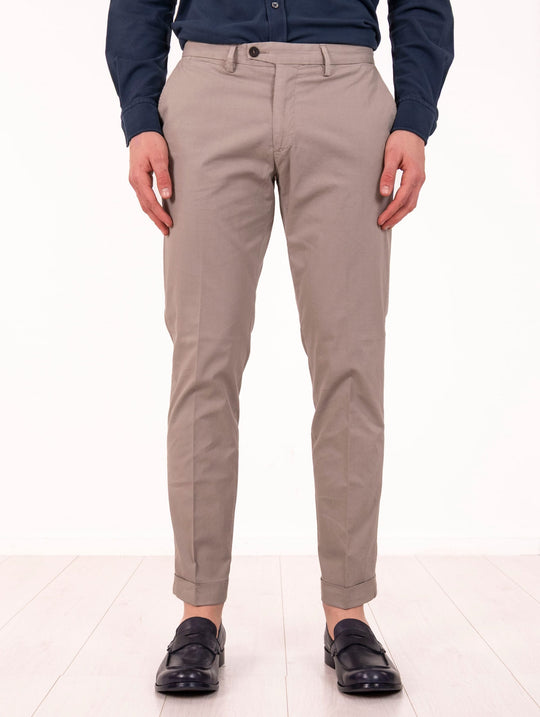 Pantalone Four Stroke by Devore in Cotone e Seta Fango