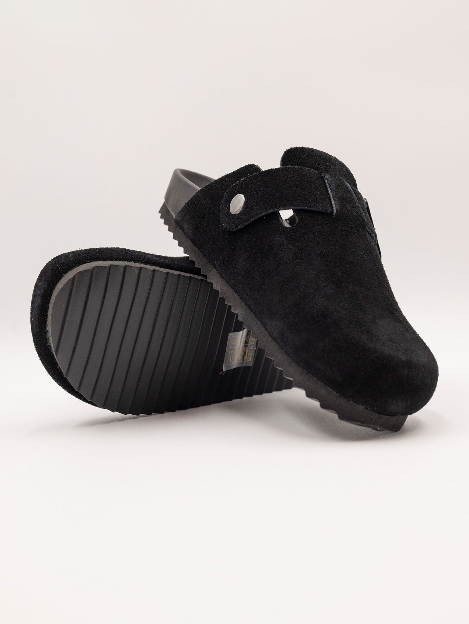 Sabot Colors of California in Suede Nero