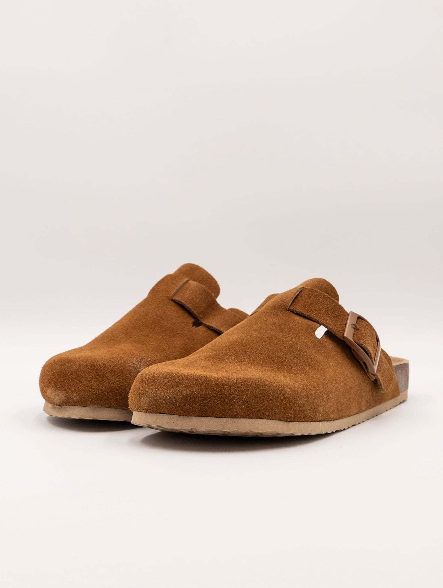 Sabot Colors of California in Suede Tabacco