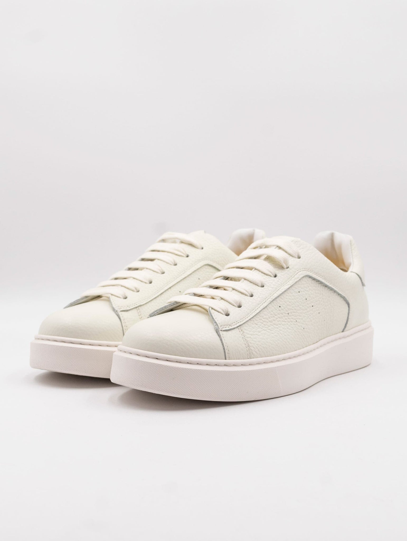 Sneaker Doucal's in Pelle Bottalata Panna