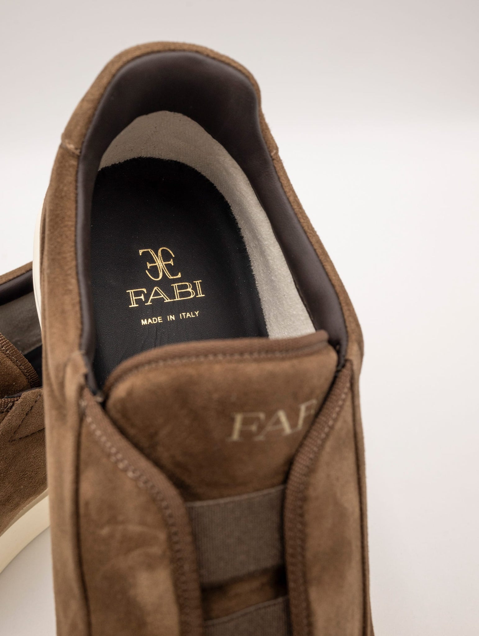 Sneaker Fabi in Suede Cognac