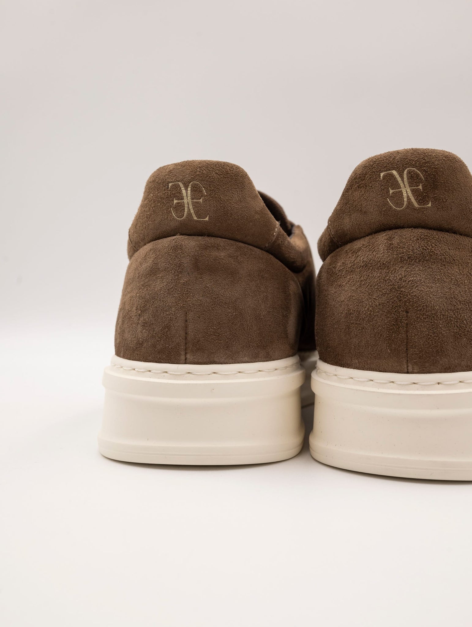 Sneaker Fabi in Suede Cognac