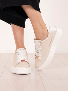 Sneakers Alexander Smith in Pelle Crema e Bianca