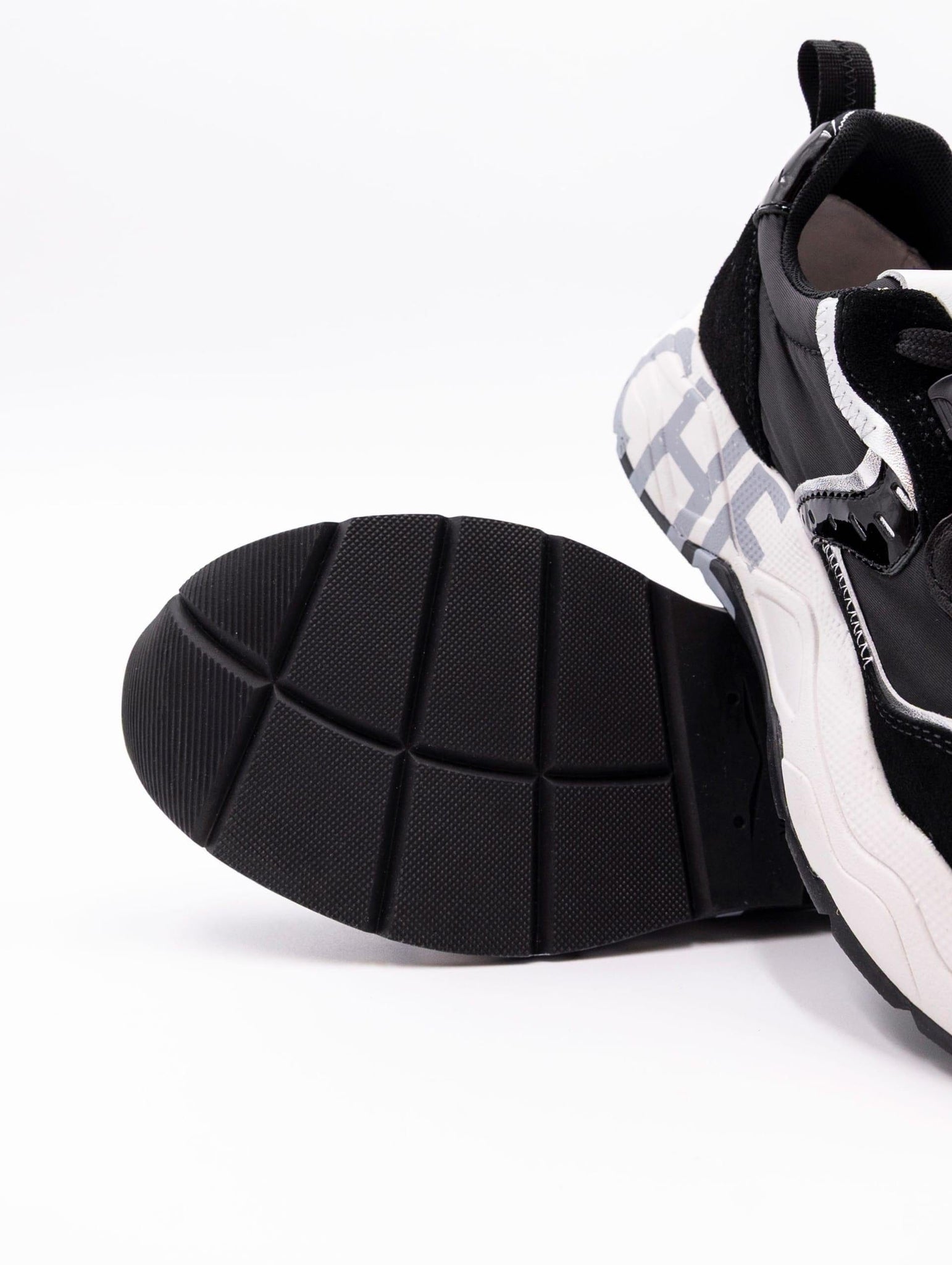 Sneakers Club Voile Blanche in Suede e Nylon Nera