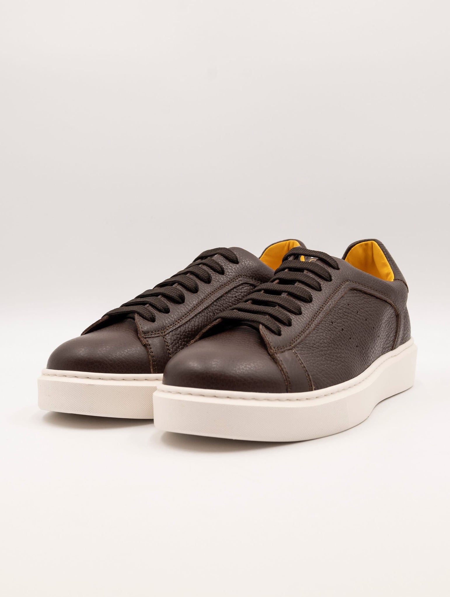 Sneakers Doucal's in Pelle Bottolata Marrone