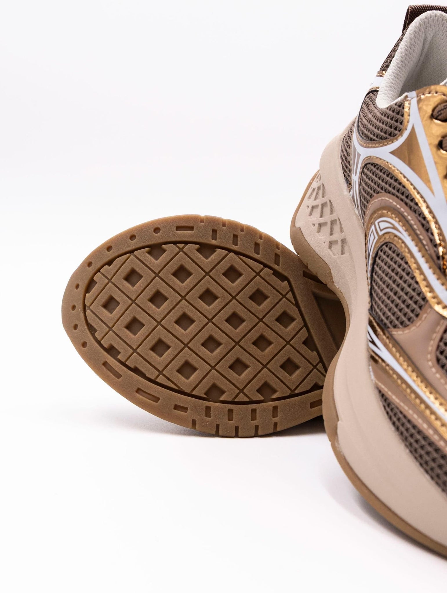 Sneakers Emanuelle Vee Bronzo e Marrone