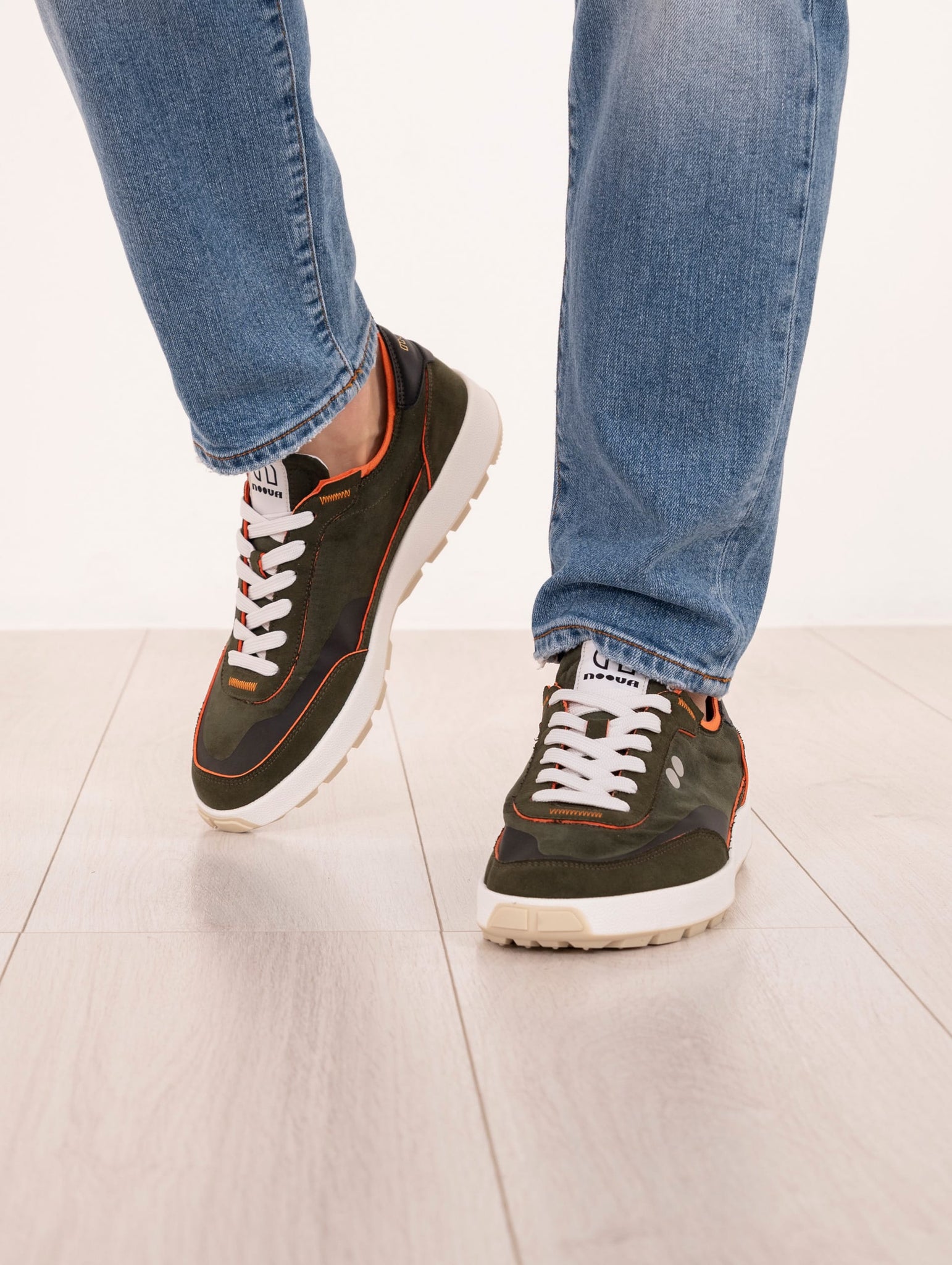 Sneakers Noova New One in Suede Militare e Arancio