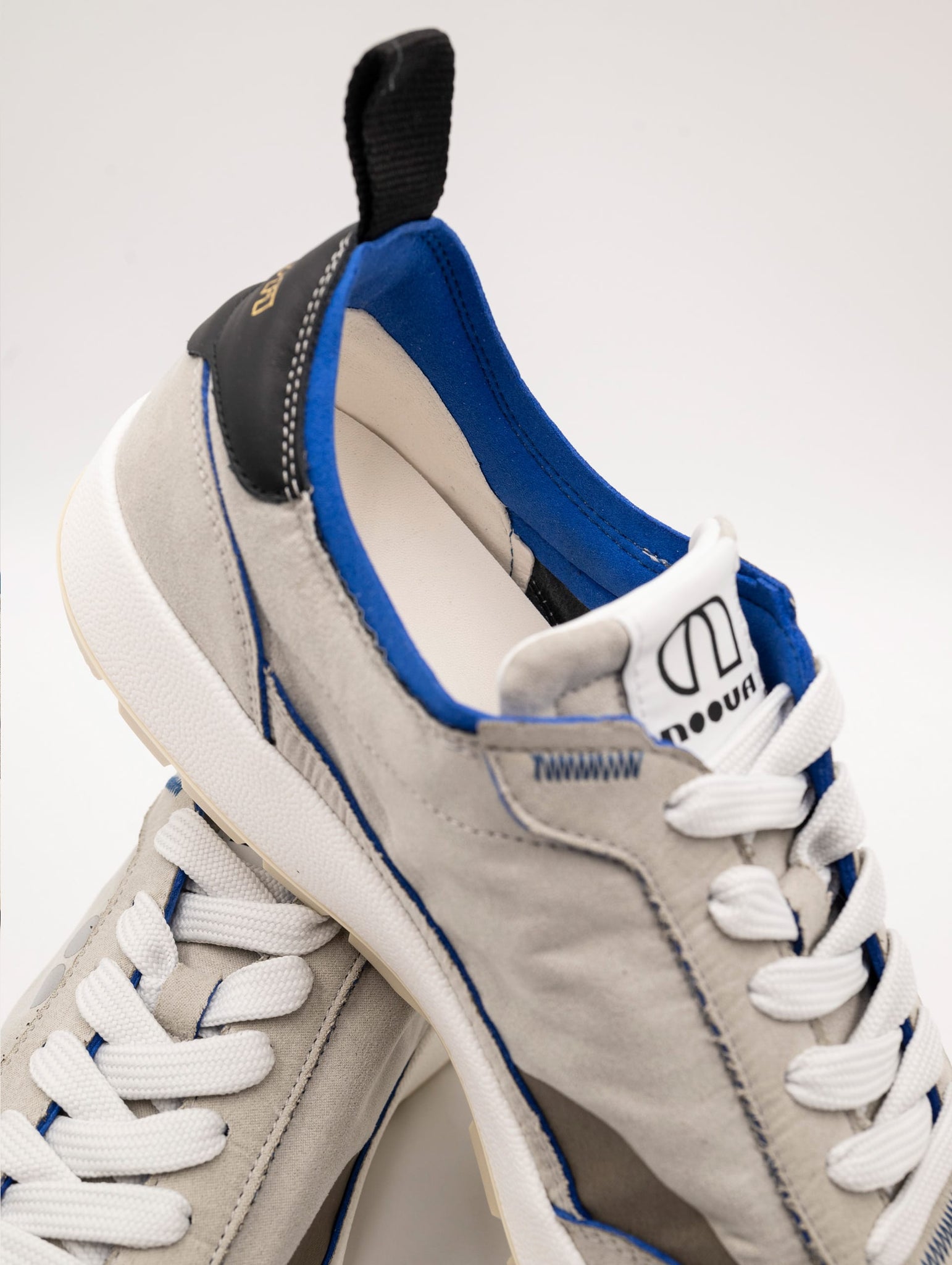 Sneakers Noova New One in Suede Tortora e Bluette