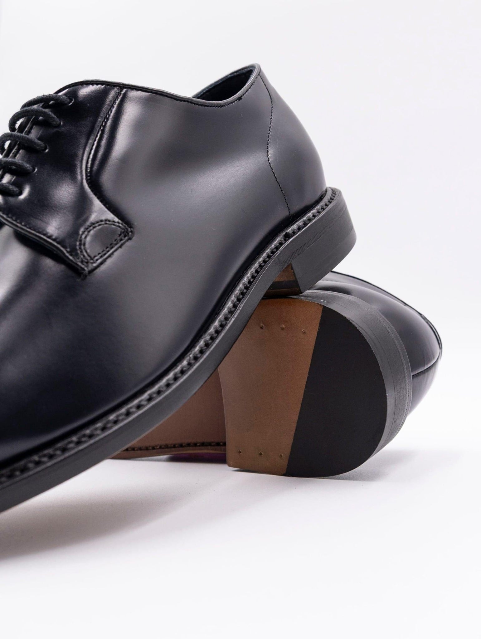 Stringata Berwick 1707 in Pelle Blu