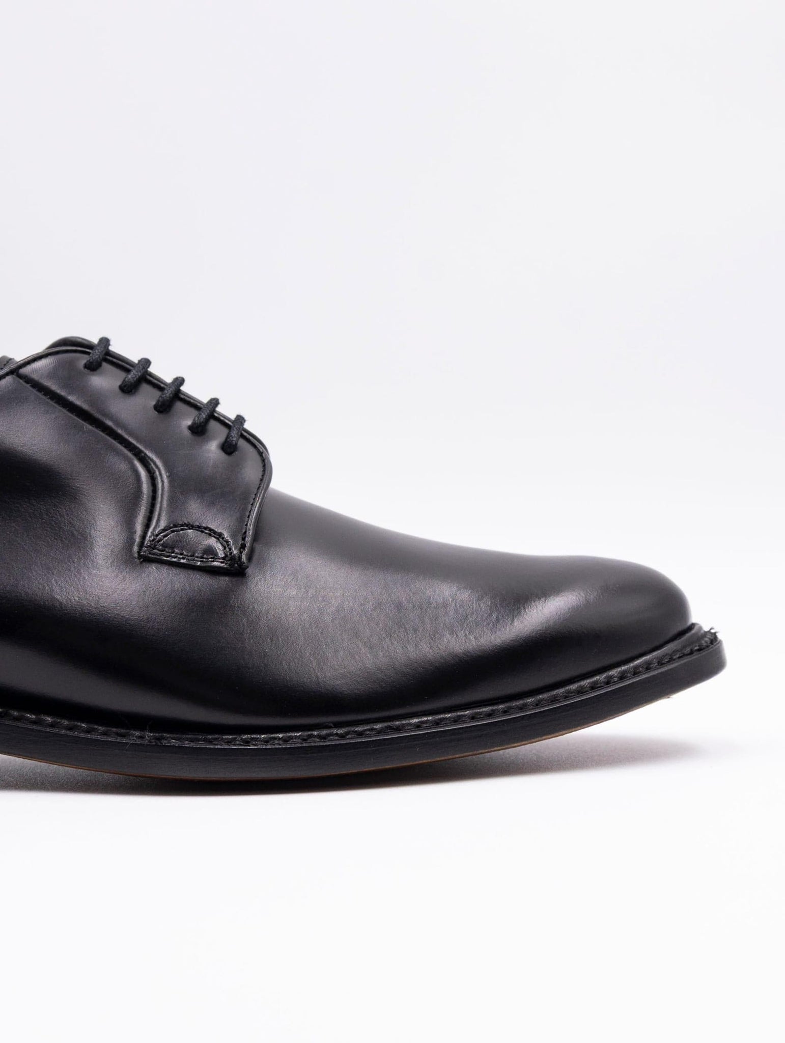 Stringata Berwick 1707 in Pelle Nero