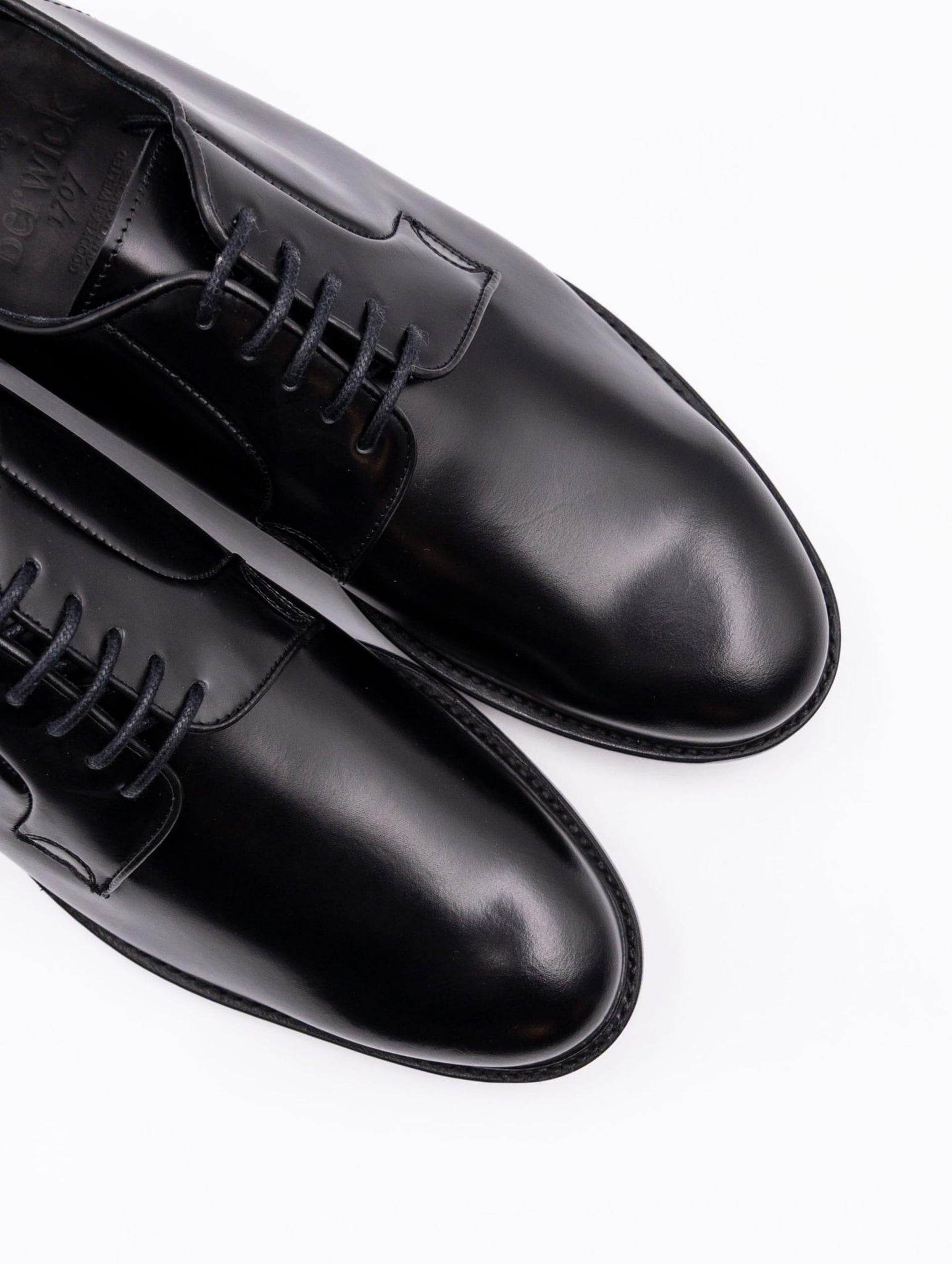 Stringata Berwick 1707 in Pelle Nero