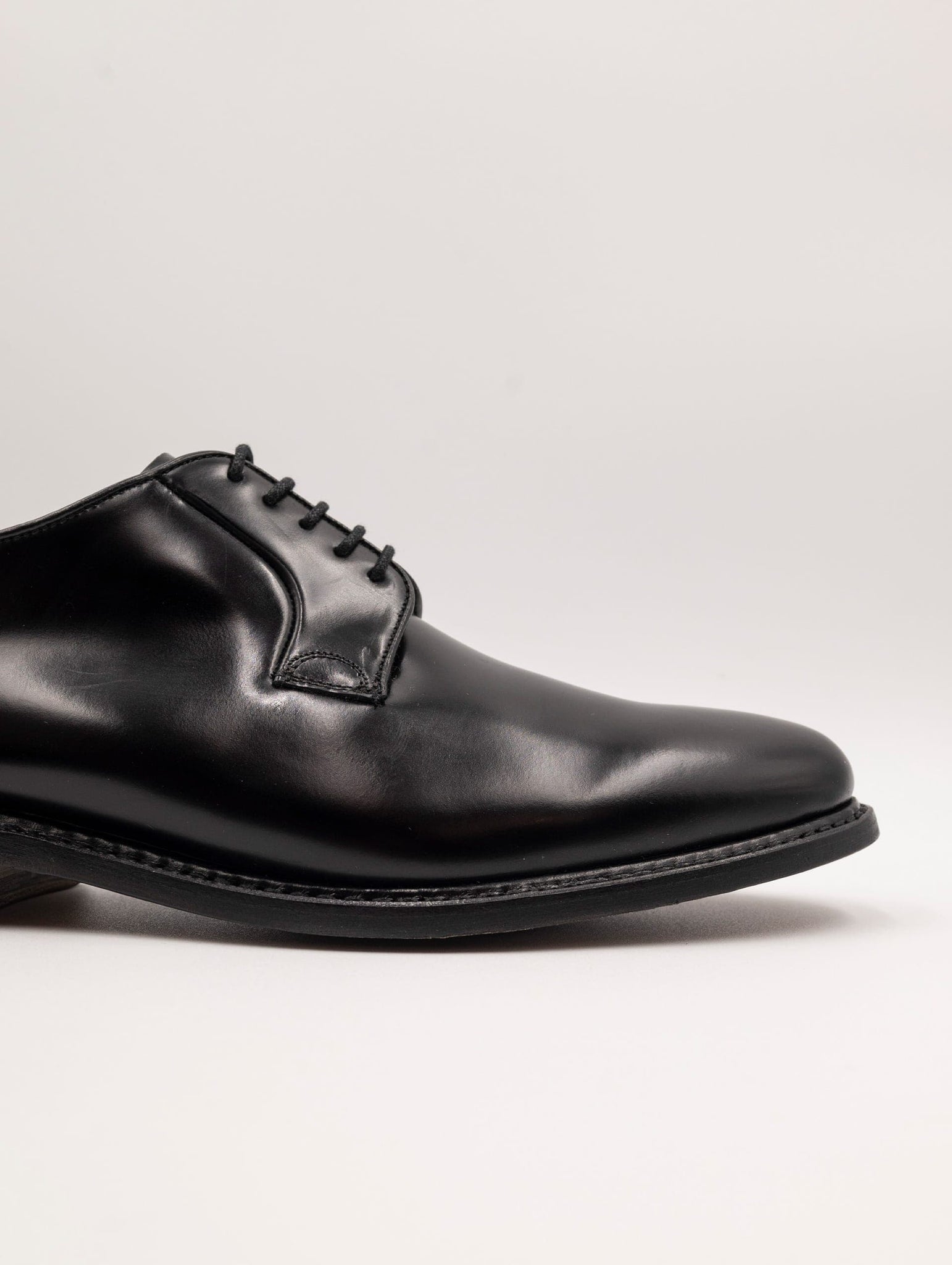 Stringata Berwick 1707 in Pelle Nero