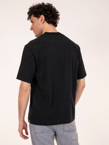 T-Shirt Circolo 1901 Over con Taschino in Jersey Nero