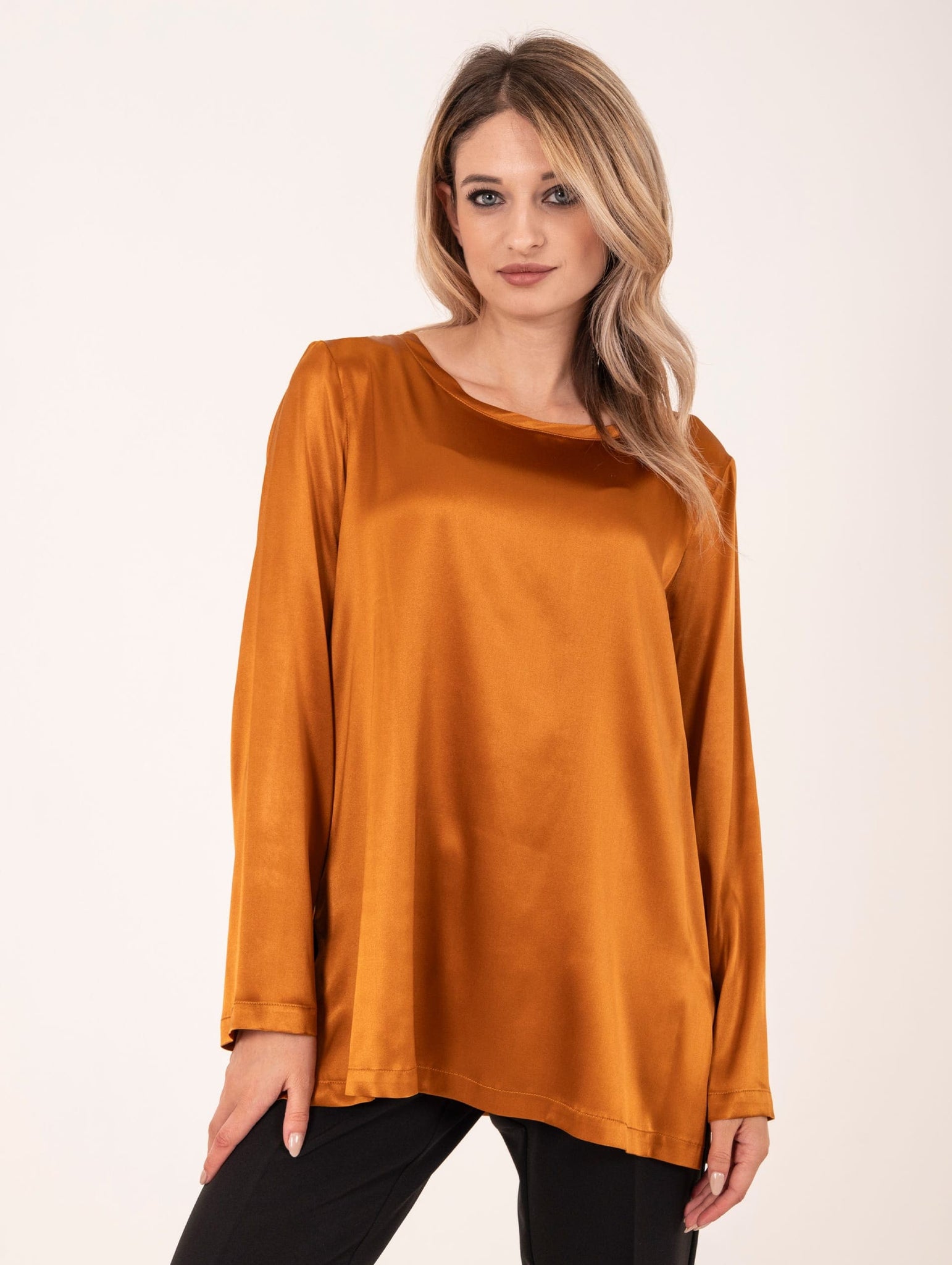 T-Shirt Maliparmi in Seta Stretch Arancio