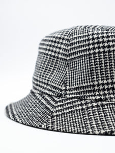 Cappello Reversibile Bianco/Nero