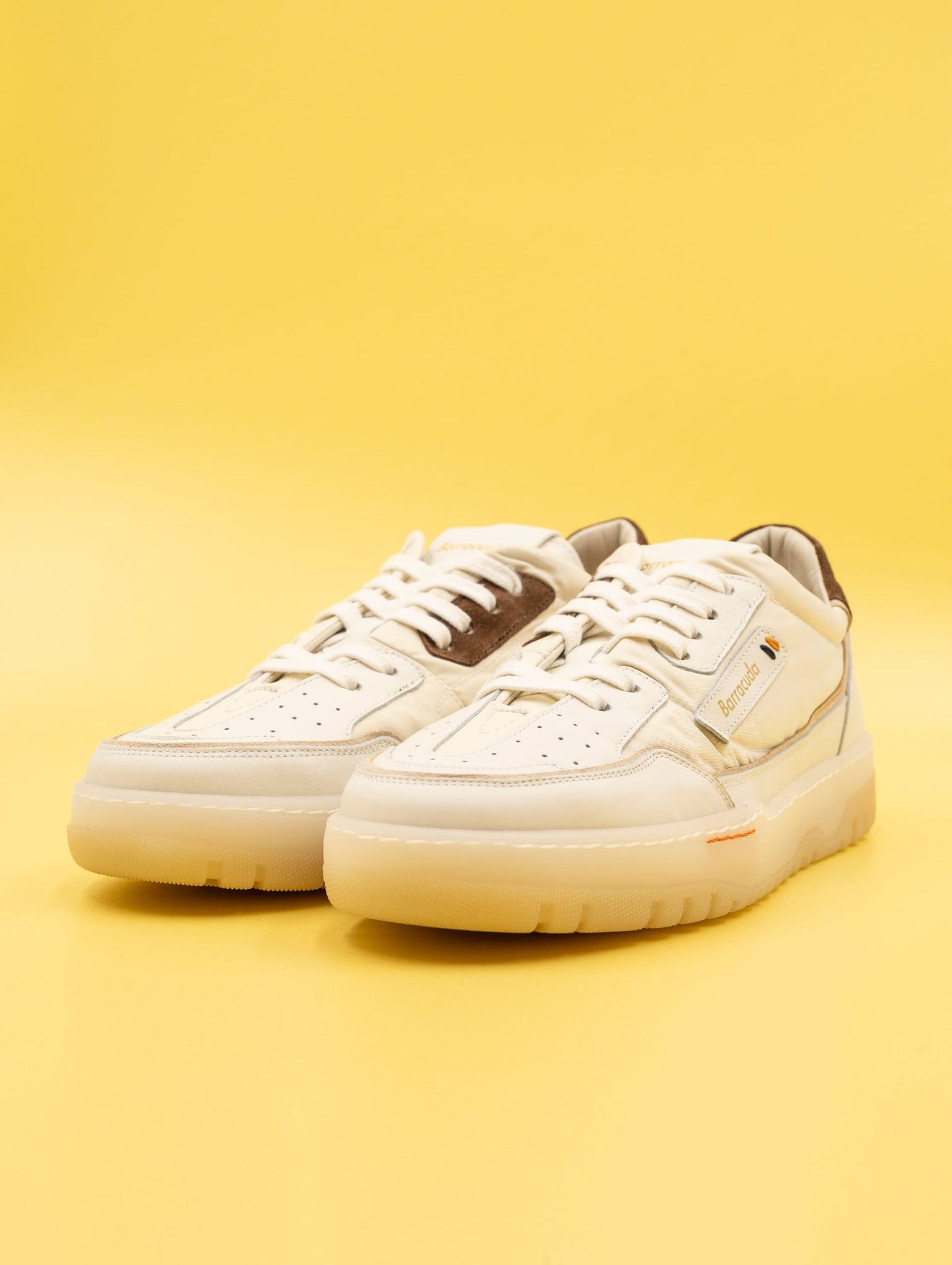 Sneakers Barracuda Earving in Vitello e Suede Naturale