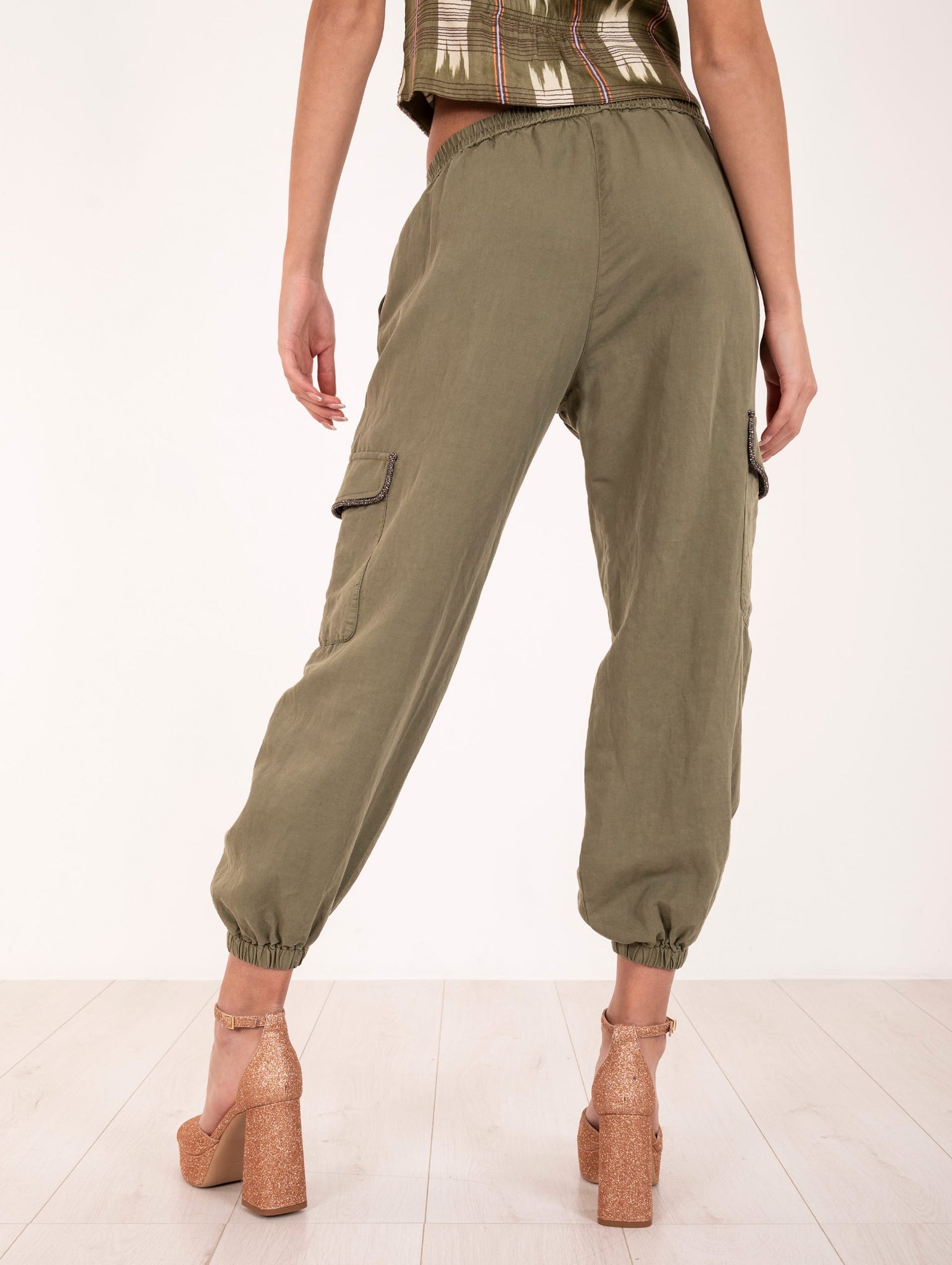 Pantalone Cargo Bazar Deluxe con Strass in Lino Verde Militare