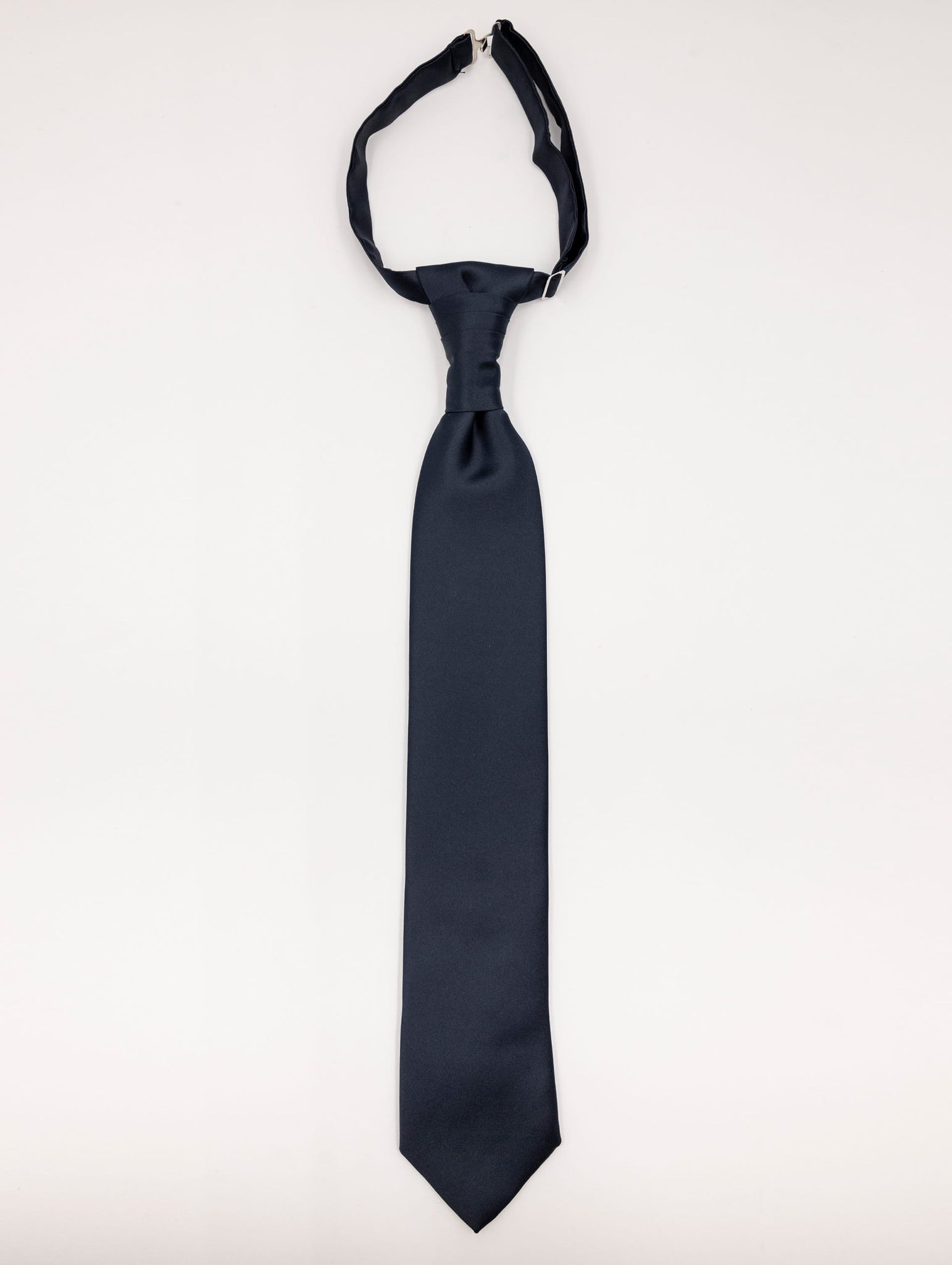 Cravatta da Cerimonia Lugi Bianchi Mantova con Nodo Blu