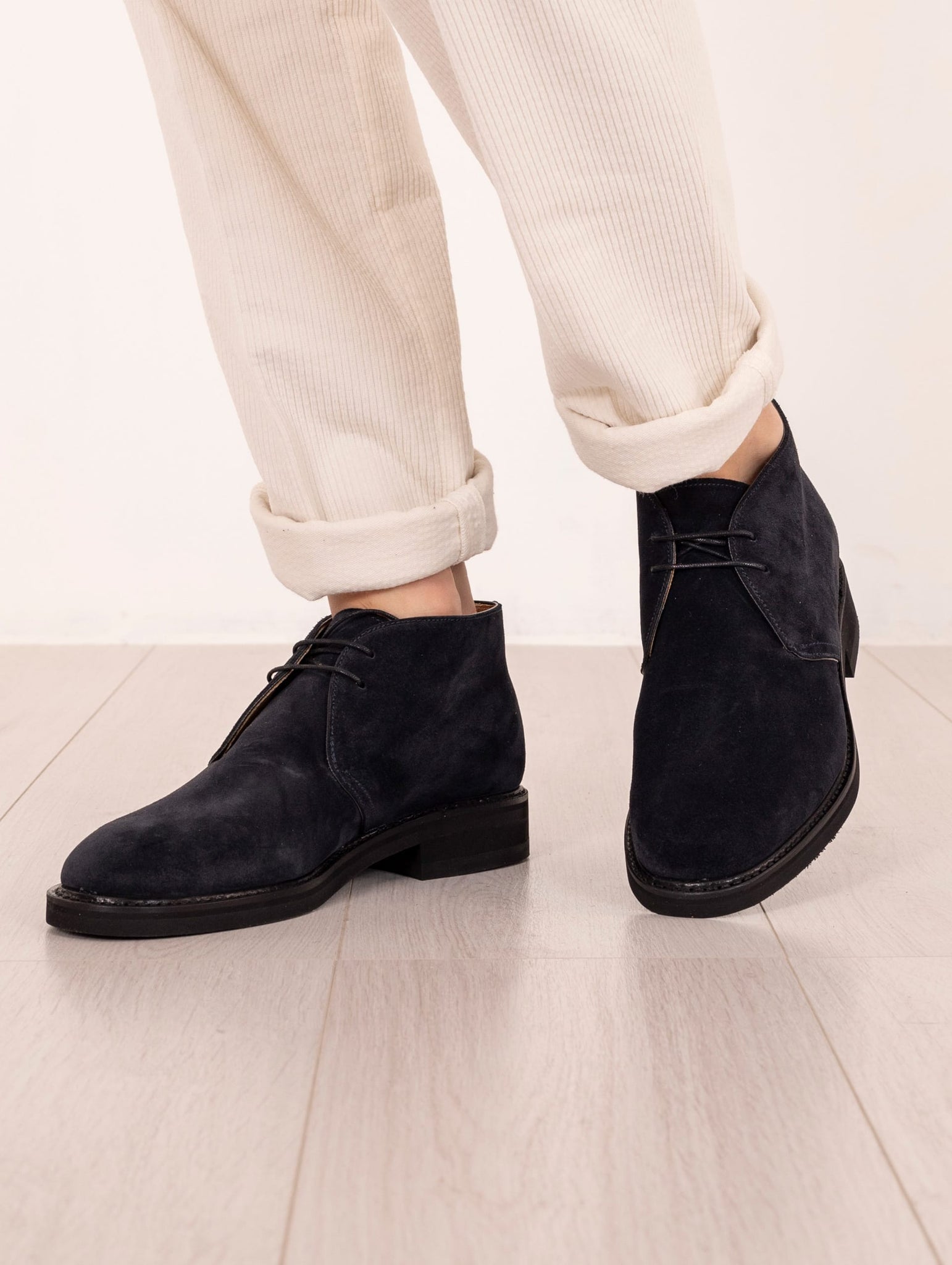 Ankle Boots Berwick 1707 in Suede Blu