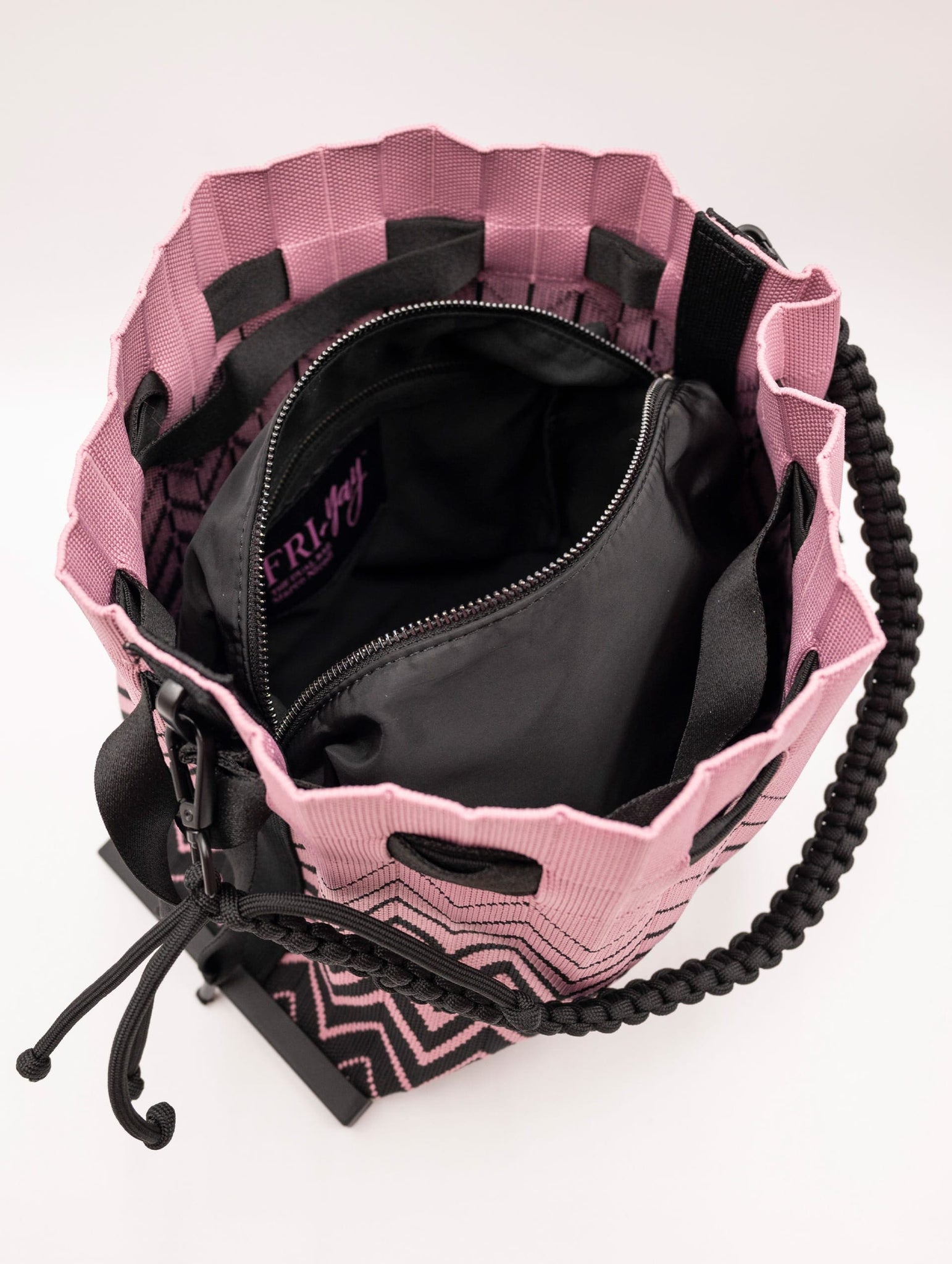 Borsa Fri-Yay Sara in Maglia Jaquard Rosa e Nero