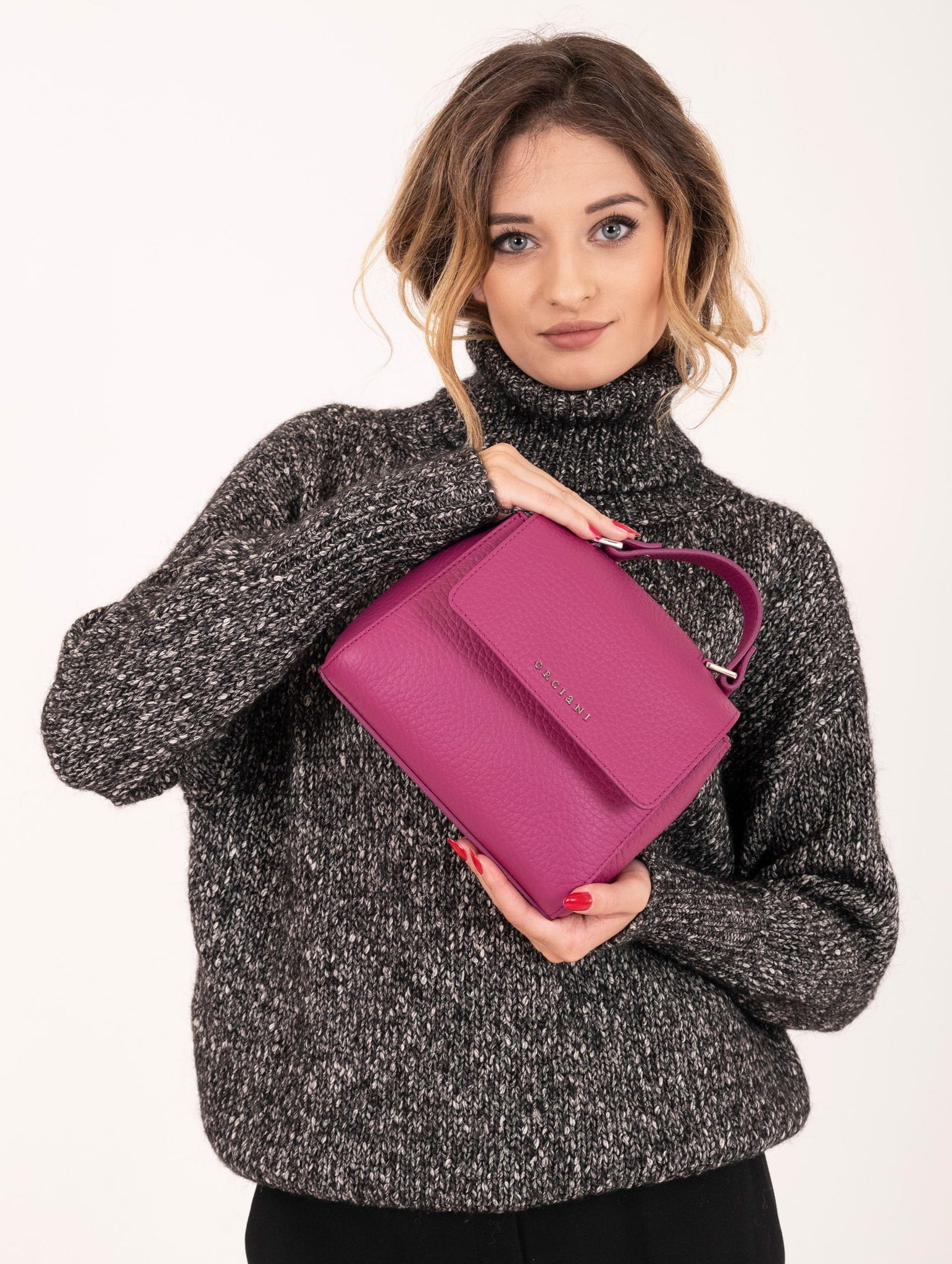 Borsa Sveva Orciani Soft Mini in Pelle Lampone